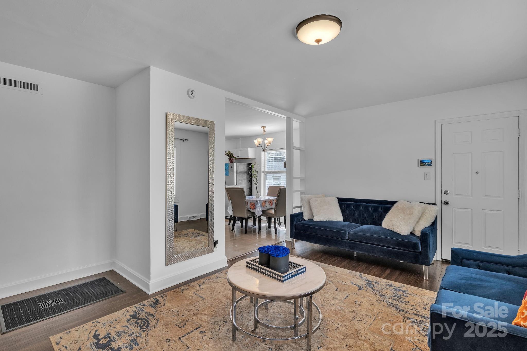 3036 Marlowe Avenue
