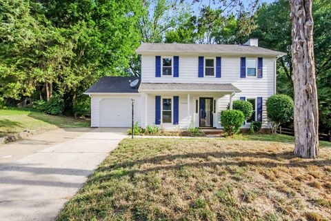 Photo of 11804 Larkridge Court, Charlotte, NC 28226 (MLS # 4331954)