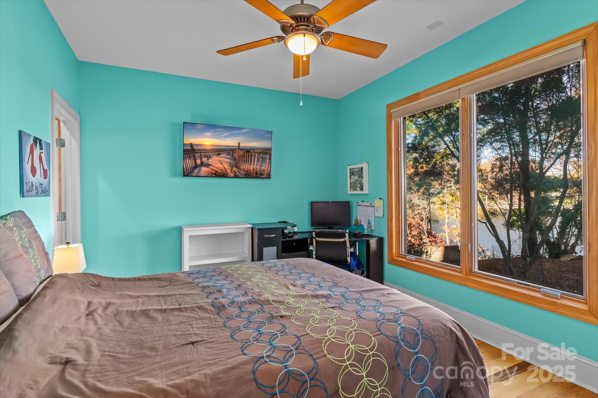 Pinnacle Shores - Residential