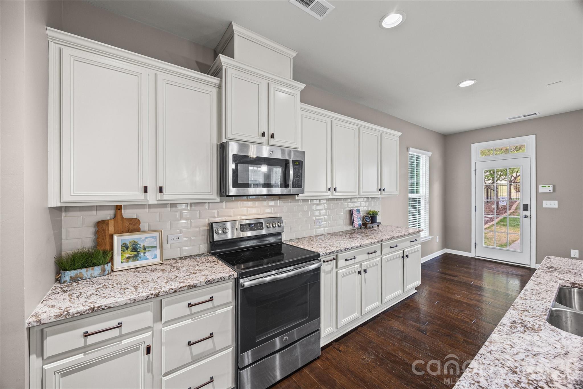 Cameron Creek - Residential