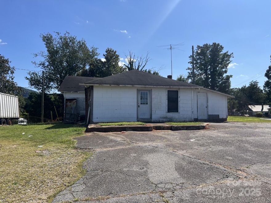 Fantastic opportunity to own a great corner lot with high visibility along Highway 70. This property is zoned for manufacturing, making it ideal for a wide range of business ventures. Conveniently located with easy access to Interstate 40, it ensures excellent connectivity for transportation and distribution. Don’t miss this chance to secure a property with both visibility and versatility!