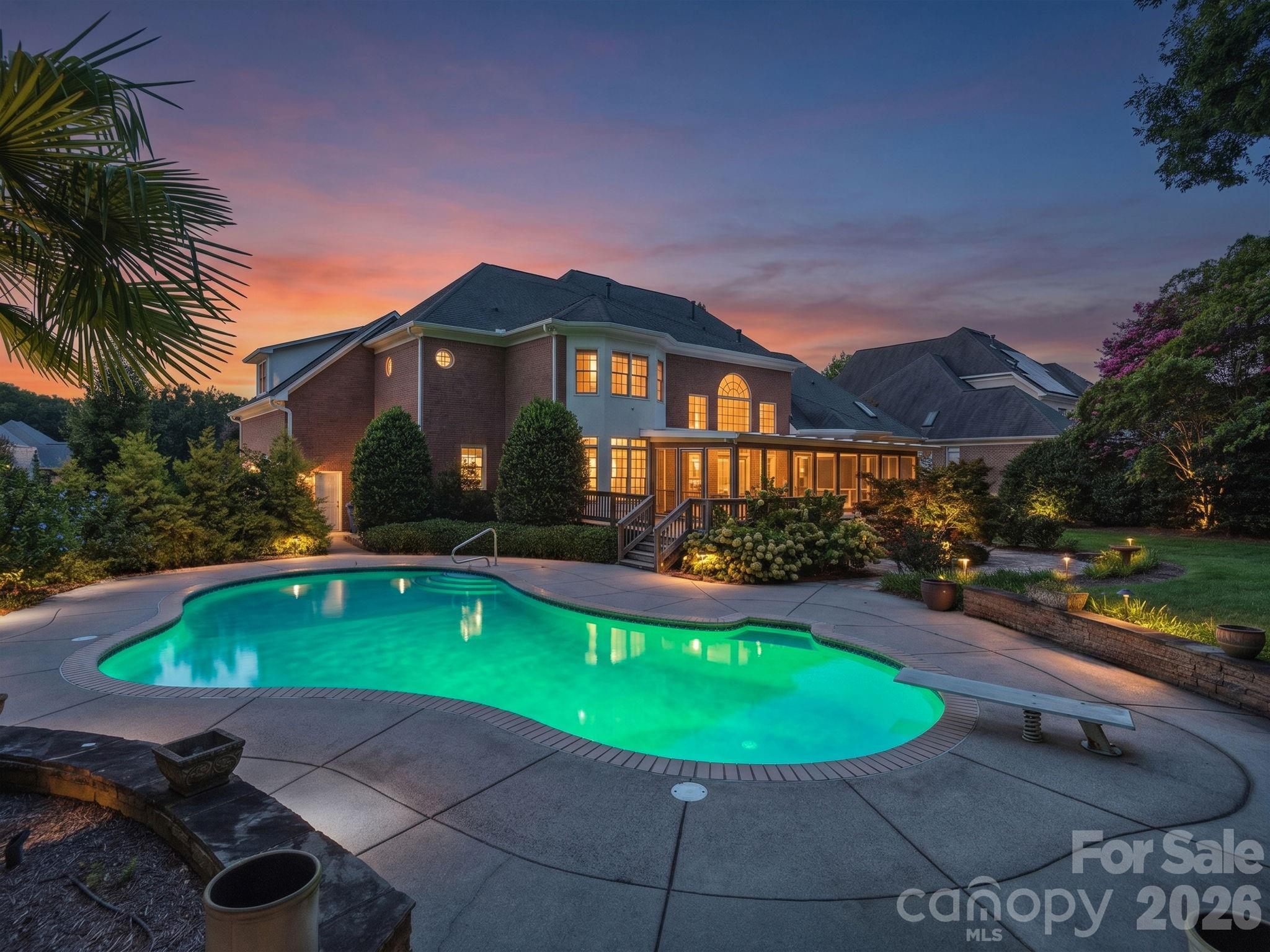 8801 Man Of War Drive