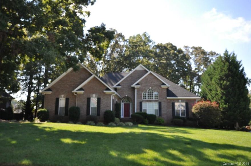 Lovely brick ranch on the 8th green of Shannamara golf course. Large sunroom overlooks the course with gas log fireplace that goes through to the spacious great room. Hardwood floors in living areas. Huge master suite with two walk in closets, dual sinks, corner tub and separate shower. Split bedroom plan with secondary bedrooms on the opposite side from the master suite. Side load garage with lots of storage space. Only minutes from I-485.