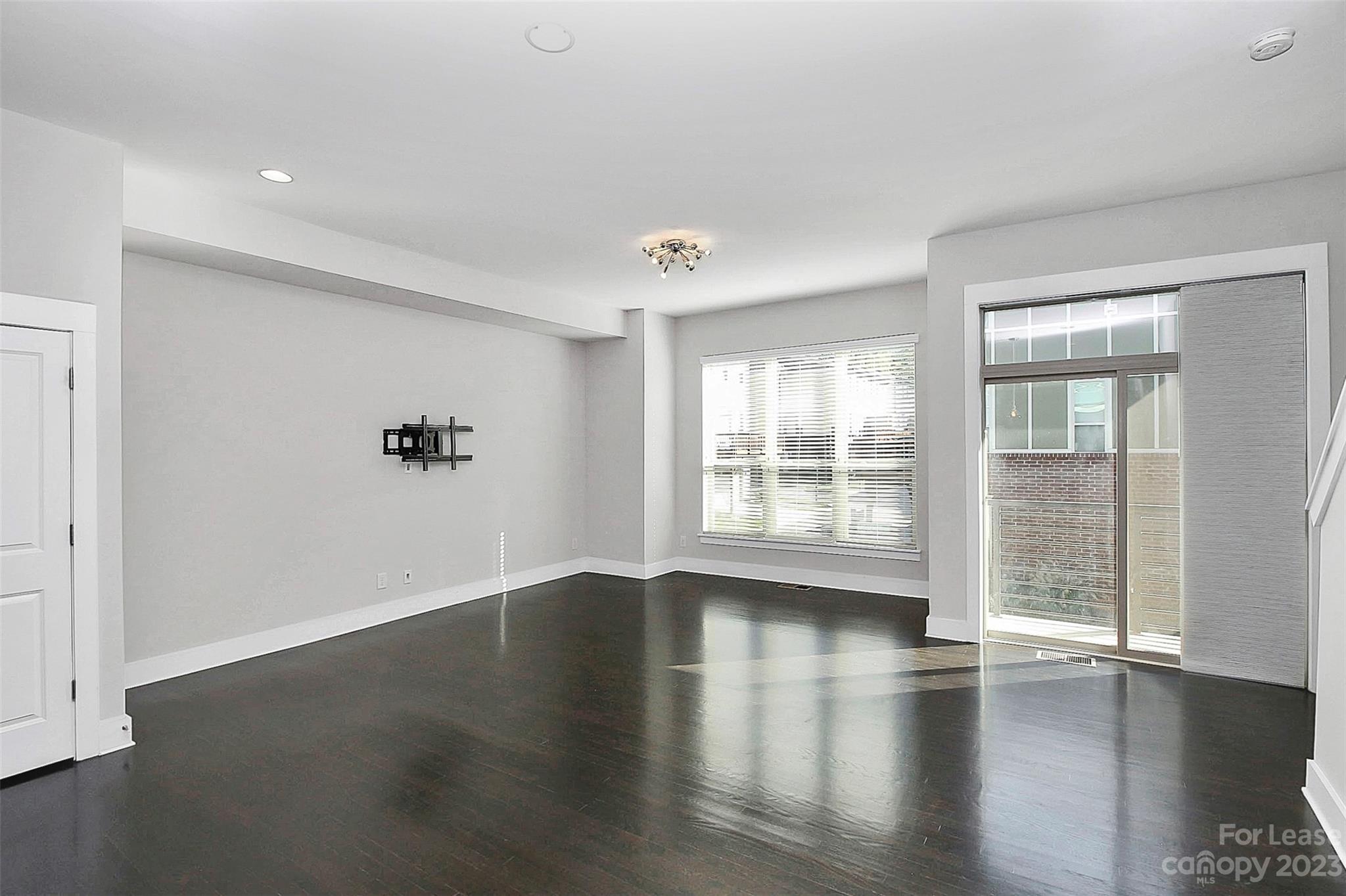 The Arts District - Residential Lease