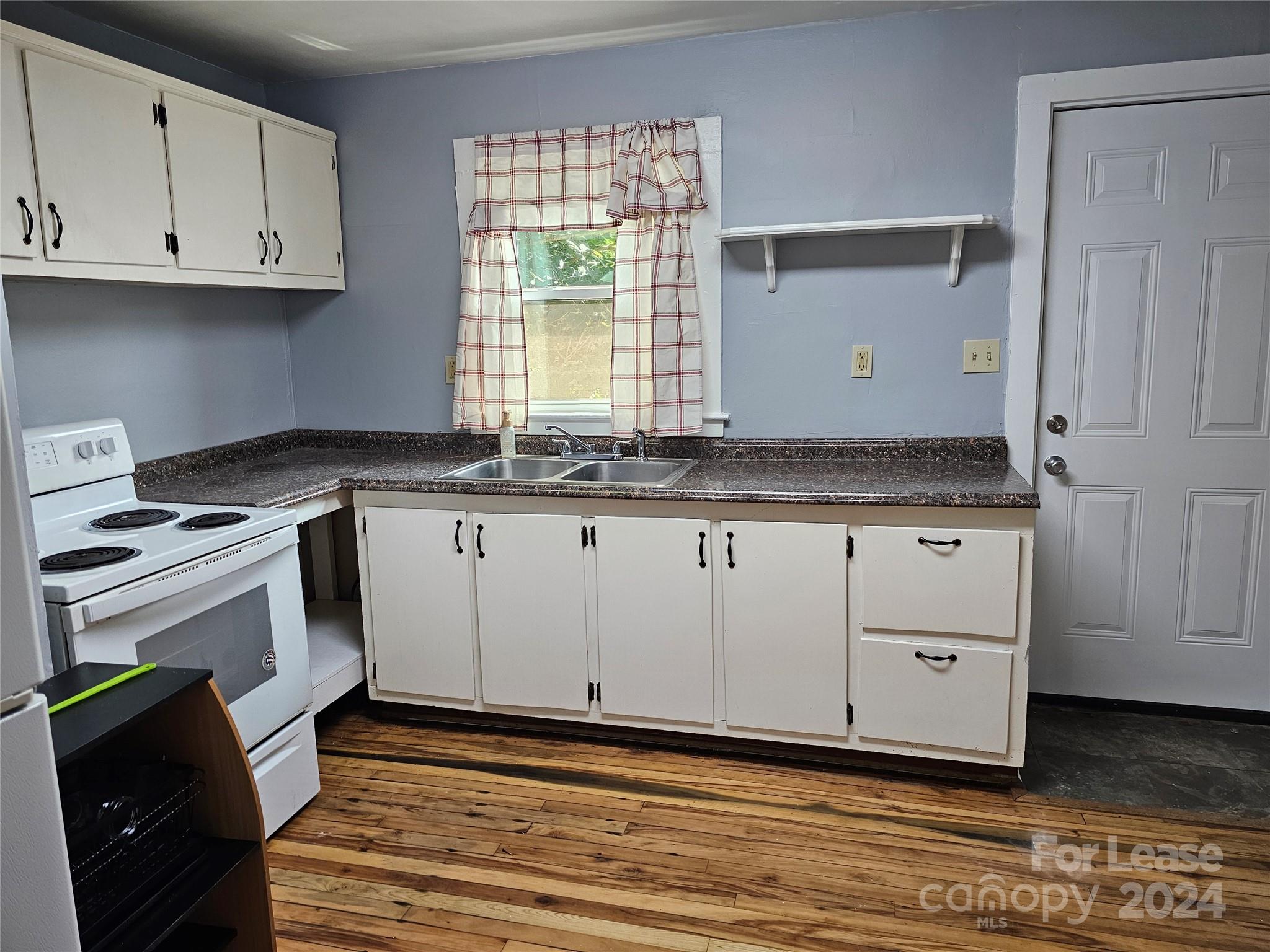 Oakland - Residential Lease