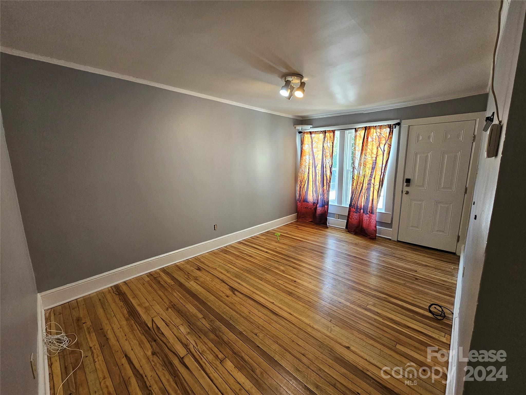 Oakland - Residential Lease