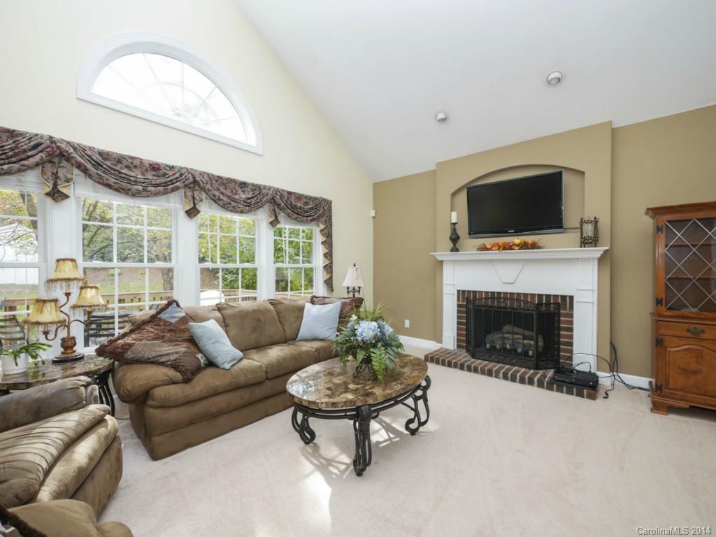 Hunter Oaks - Residential