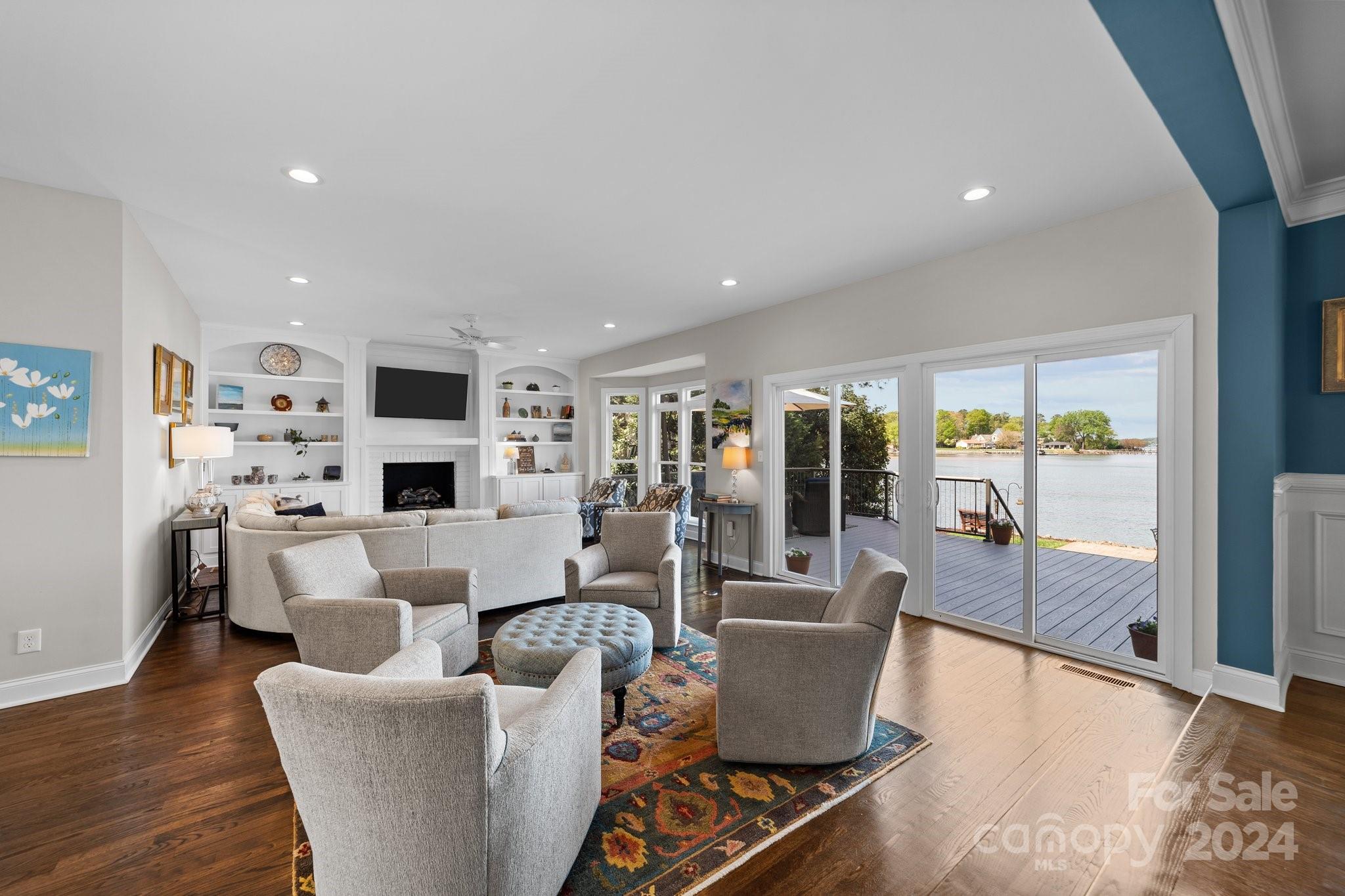 100 Norman Place - Residential