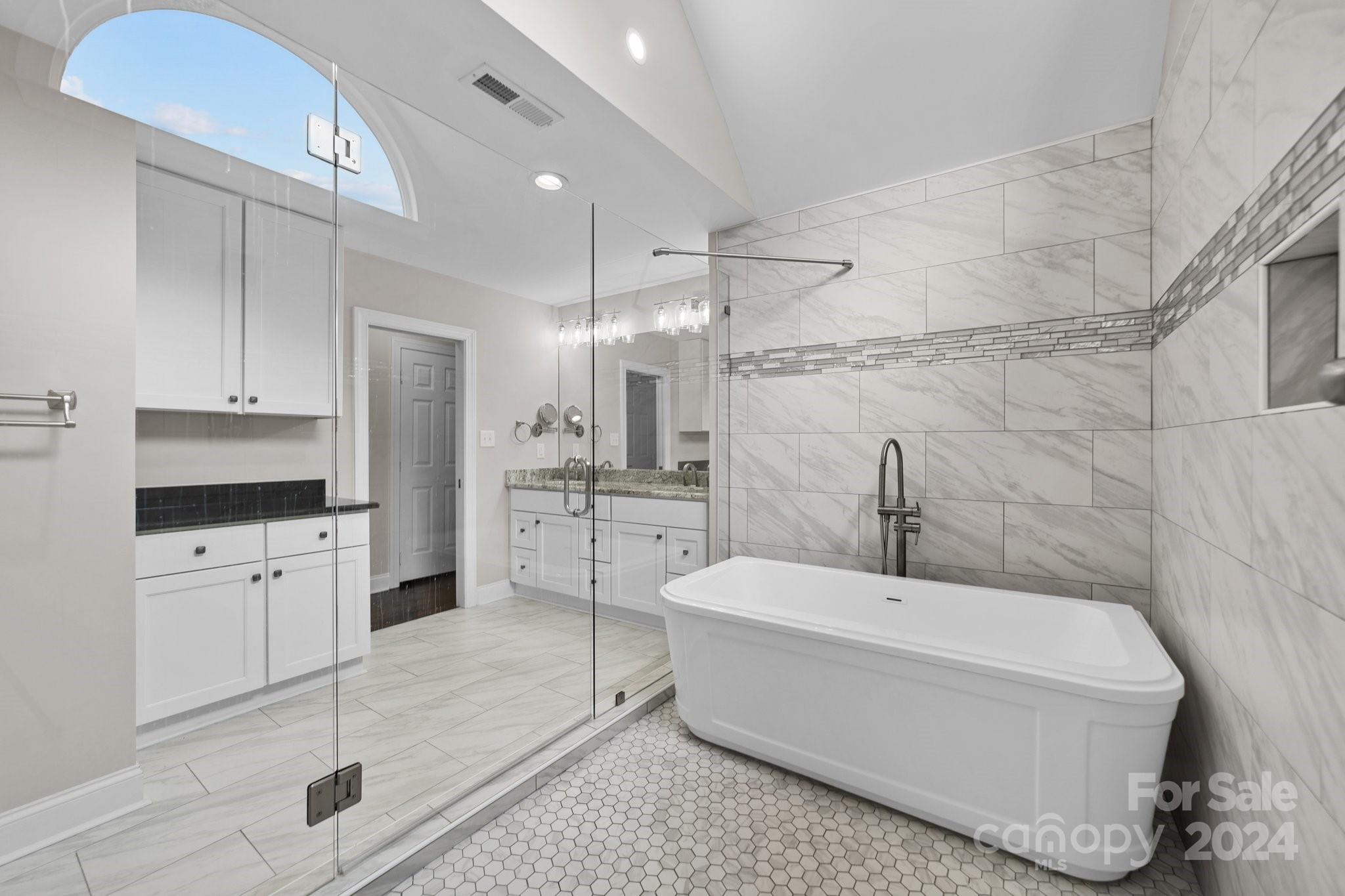 100 Norman Place - Residential