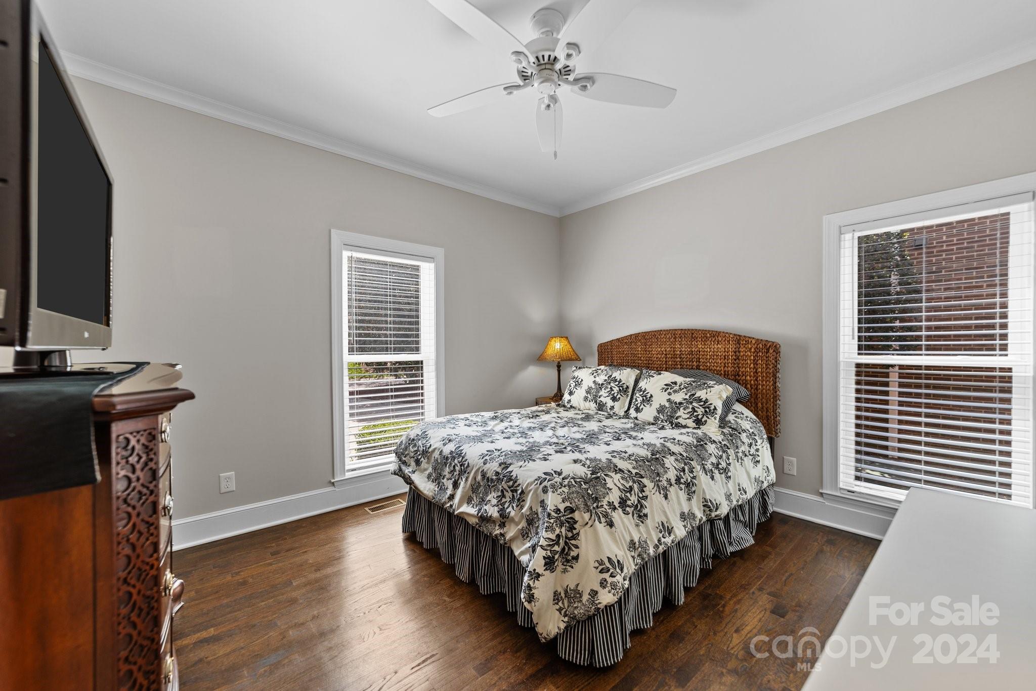 100 Norman Place - Residential