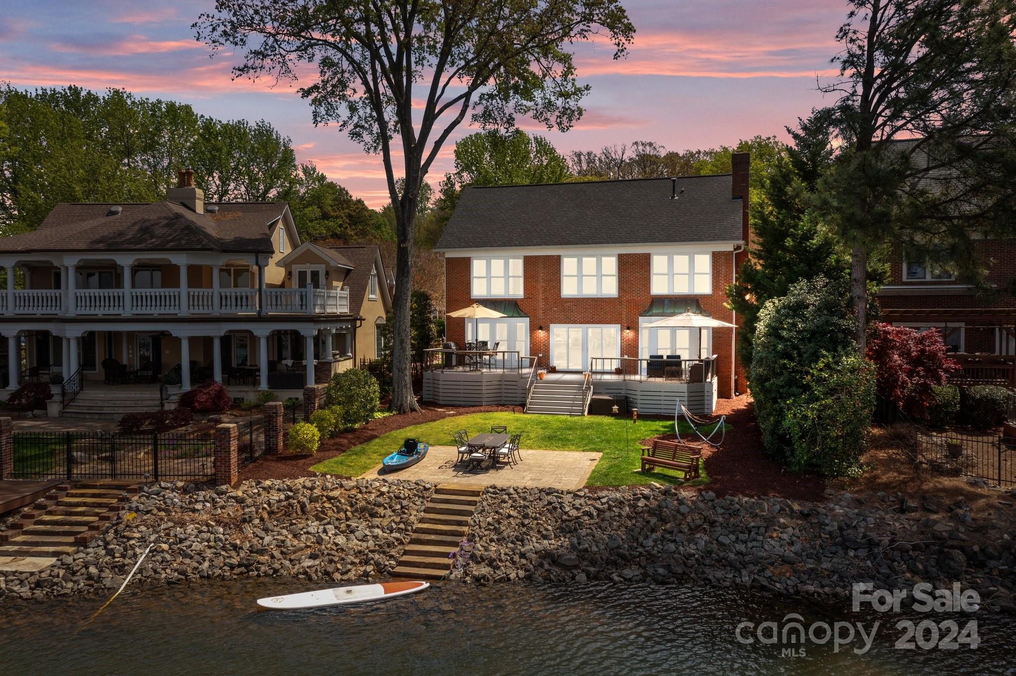 100 Norman Place - Residential