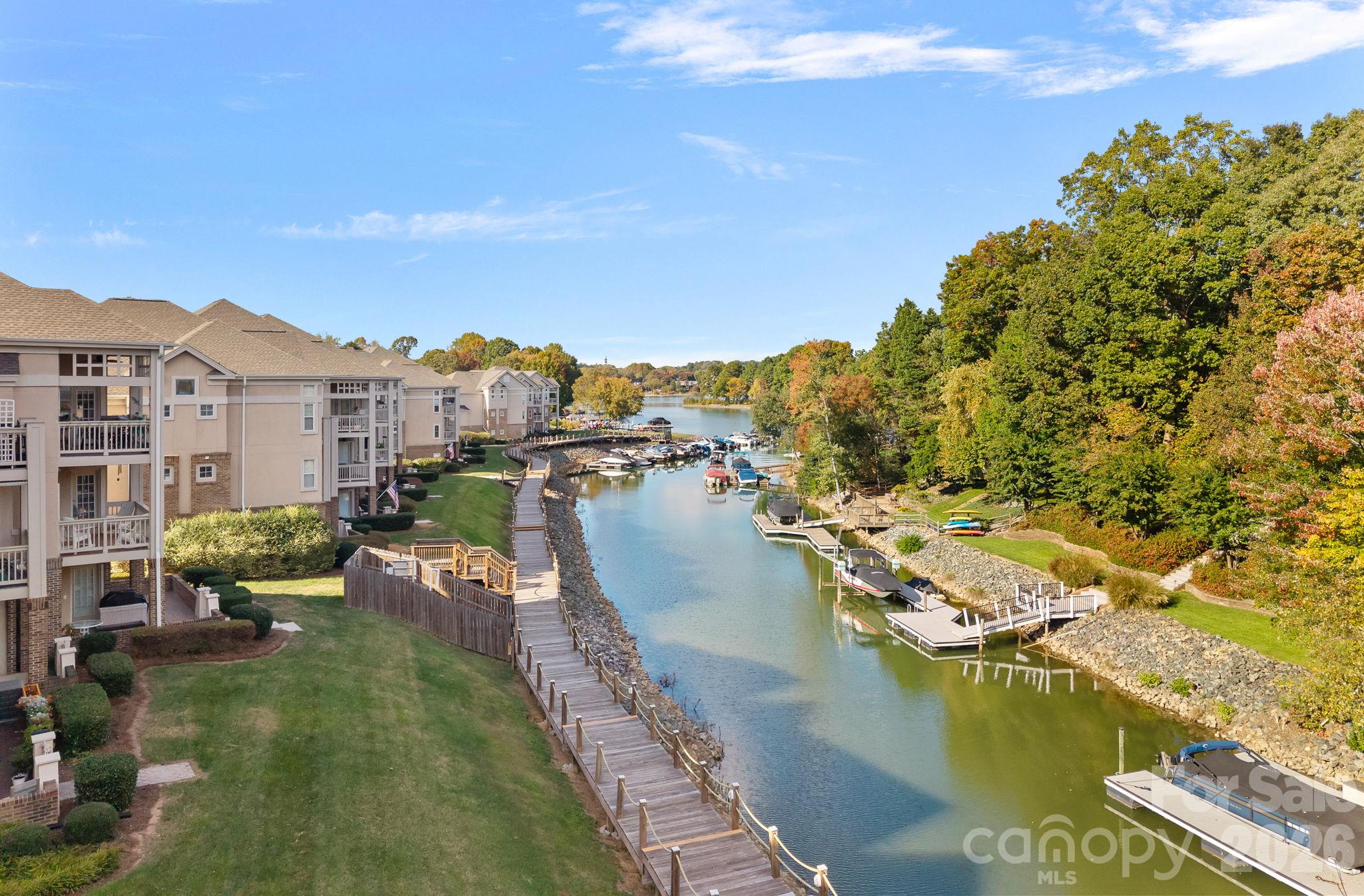 108 Pier 33 Drive 403