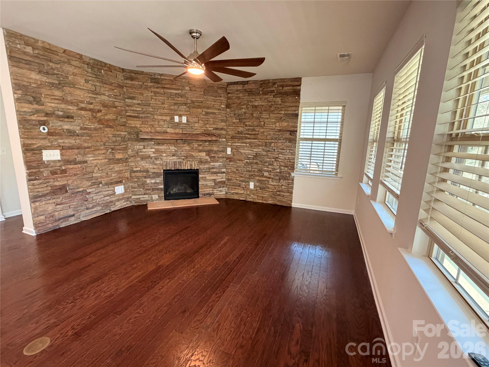 Summerhouse at Paddlers Cove - Residential