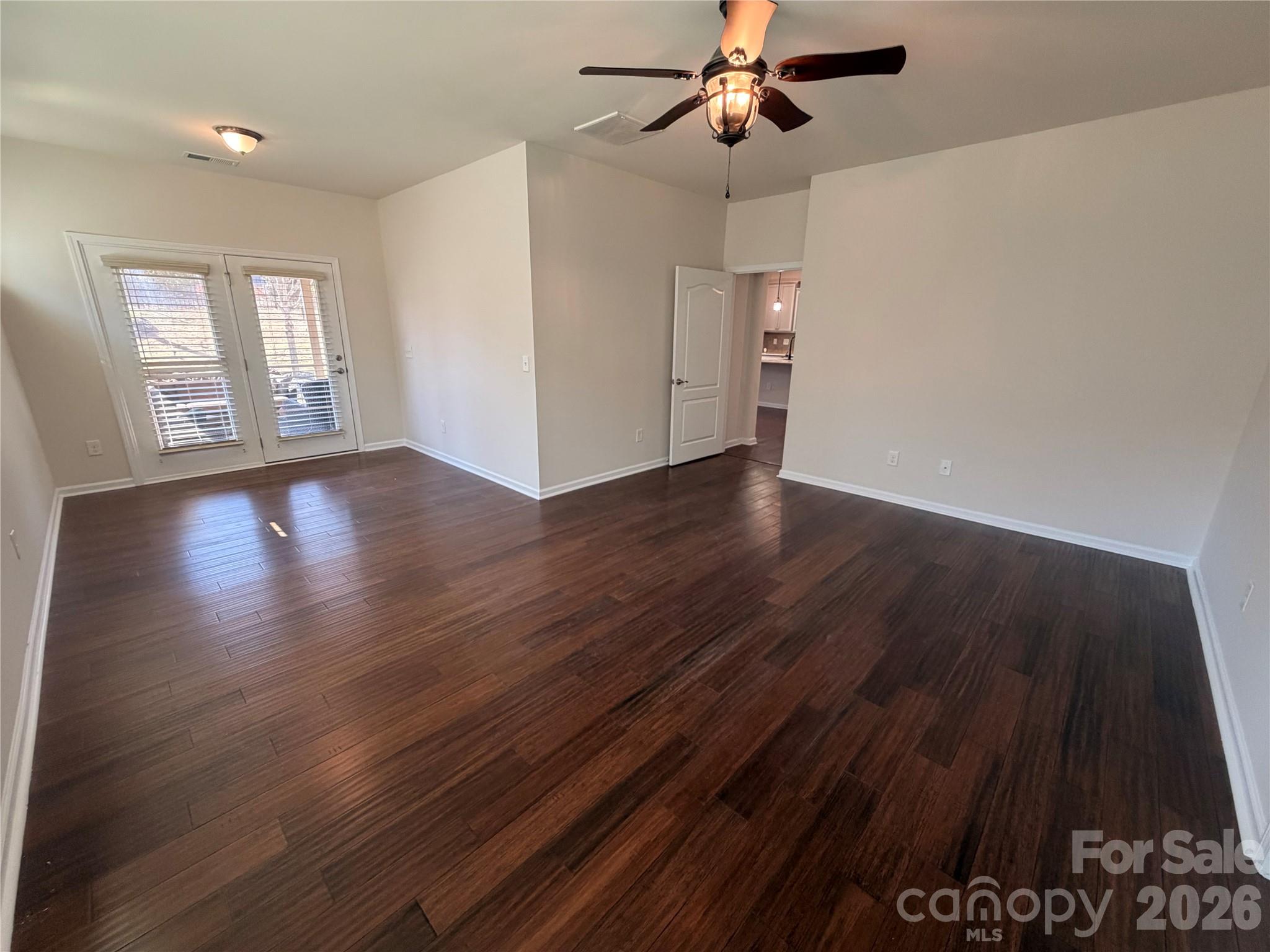 Summerhouse at Paddlers Cove - Residential