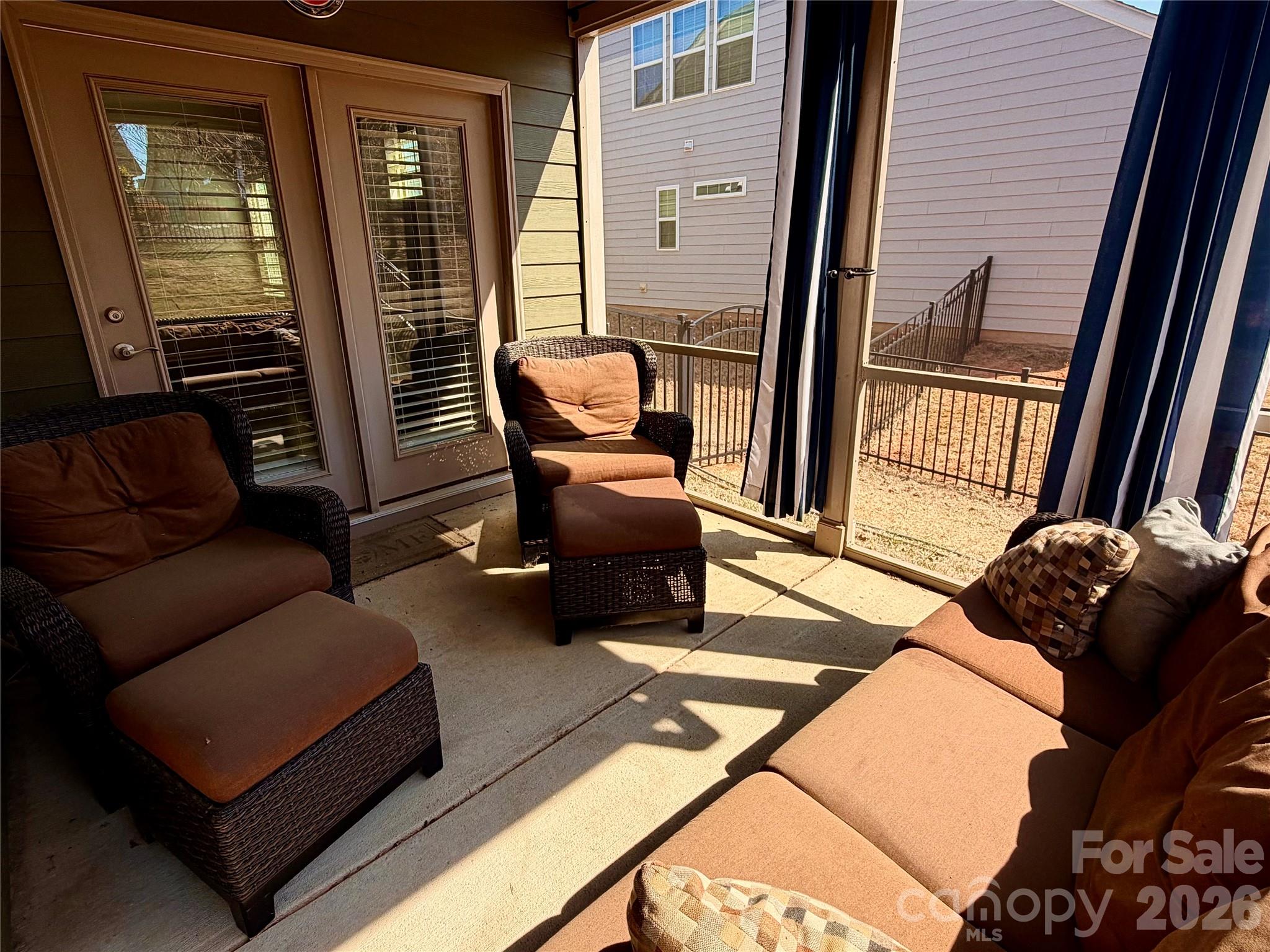 Summerhouse at Paddlers Cove - Residential