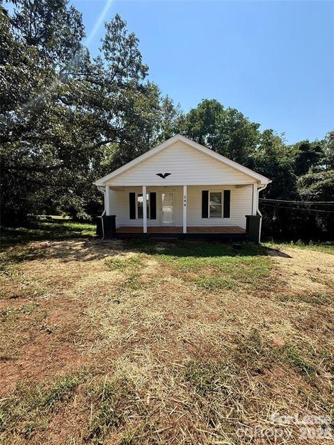 Photo of 199 West View Street, Rutherfordton, NC 28139 (MLS # 4426516)