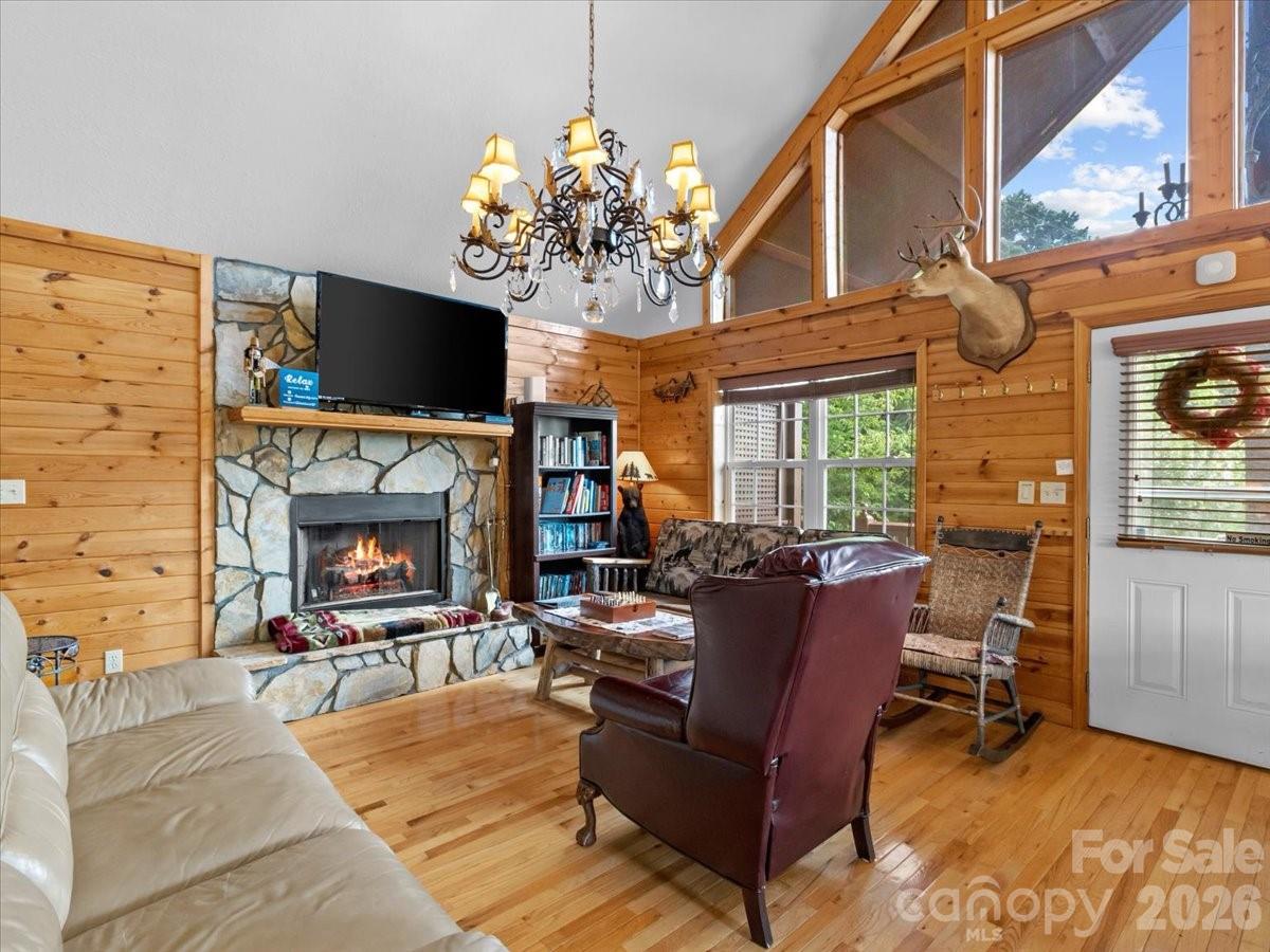 49 Pinnacle Road