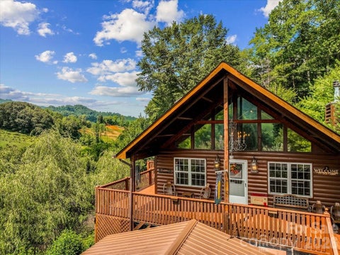 Photo of 49 Pinnacle Road, Burnsville, NC 28714 (MLS # 4405536)