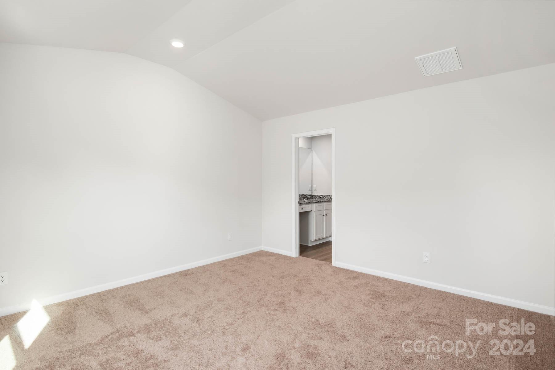 Knights Bridge - Residential