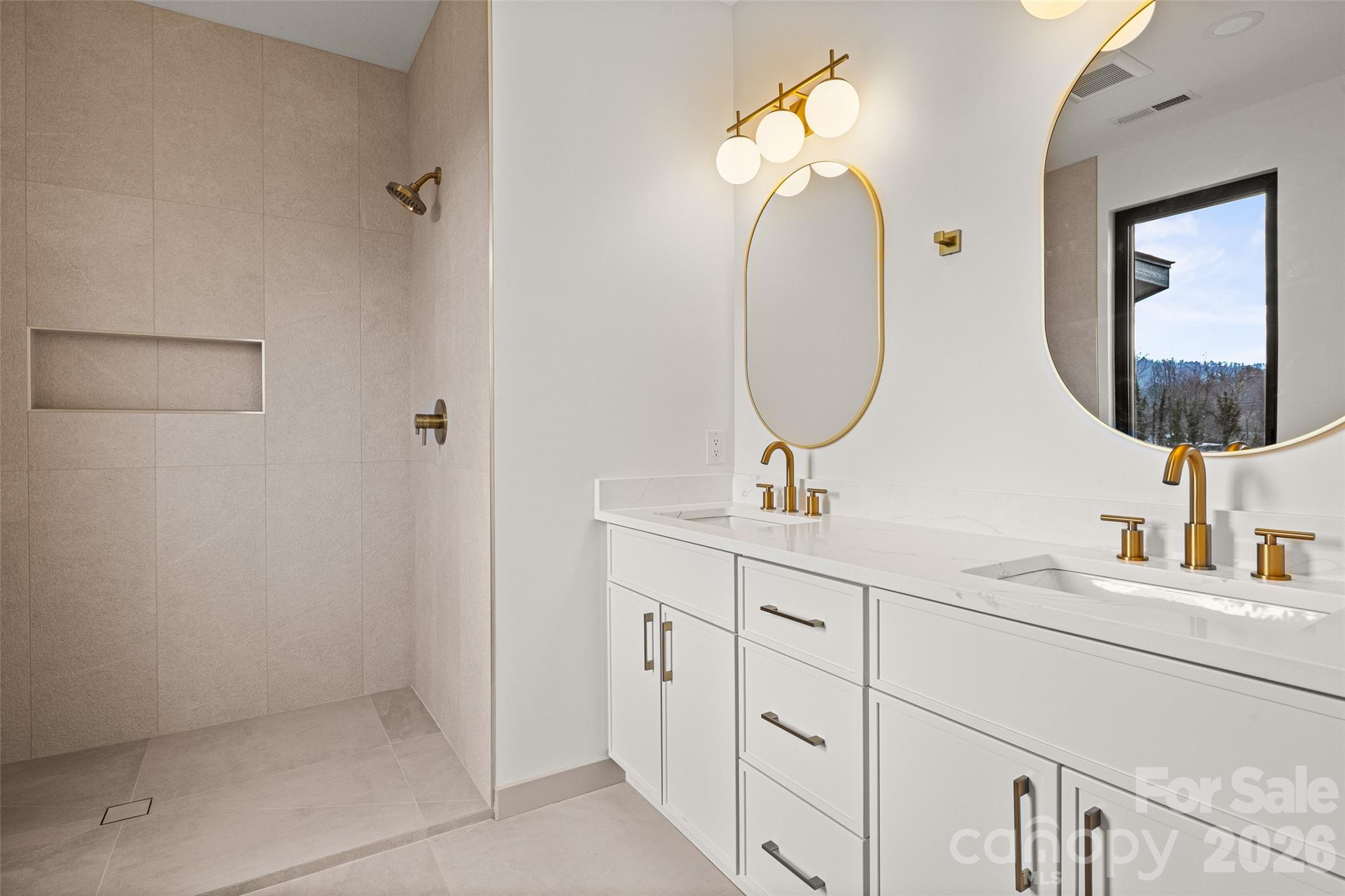 Chambers Trace - Residential