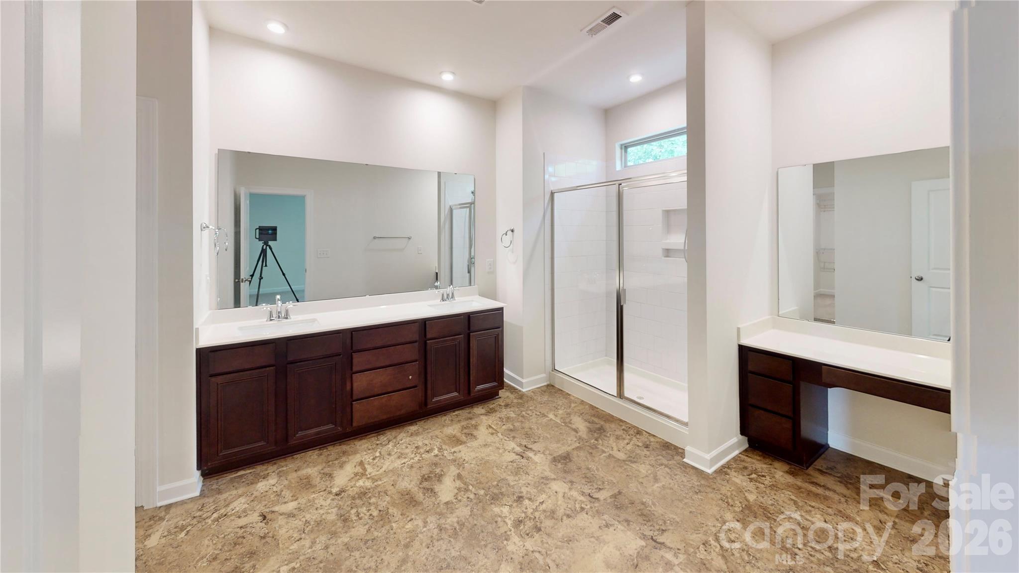 Haywyck Meadows - Residential