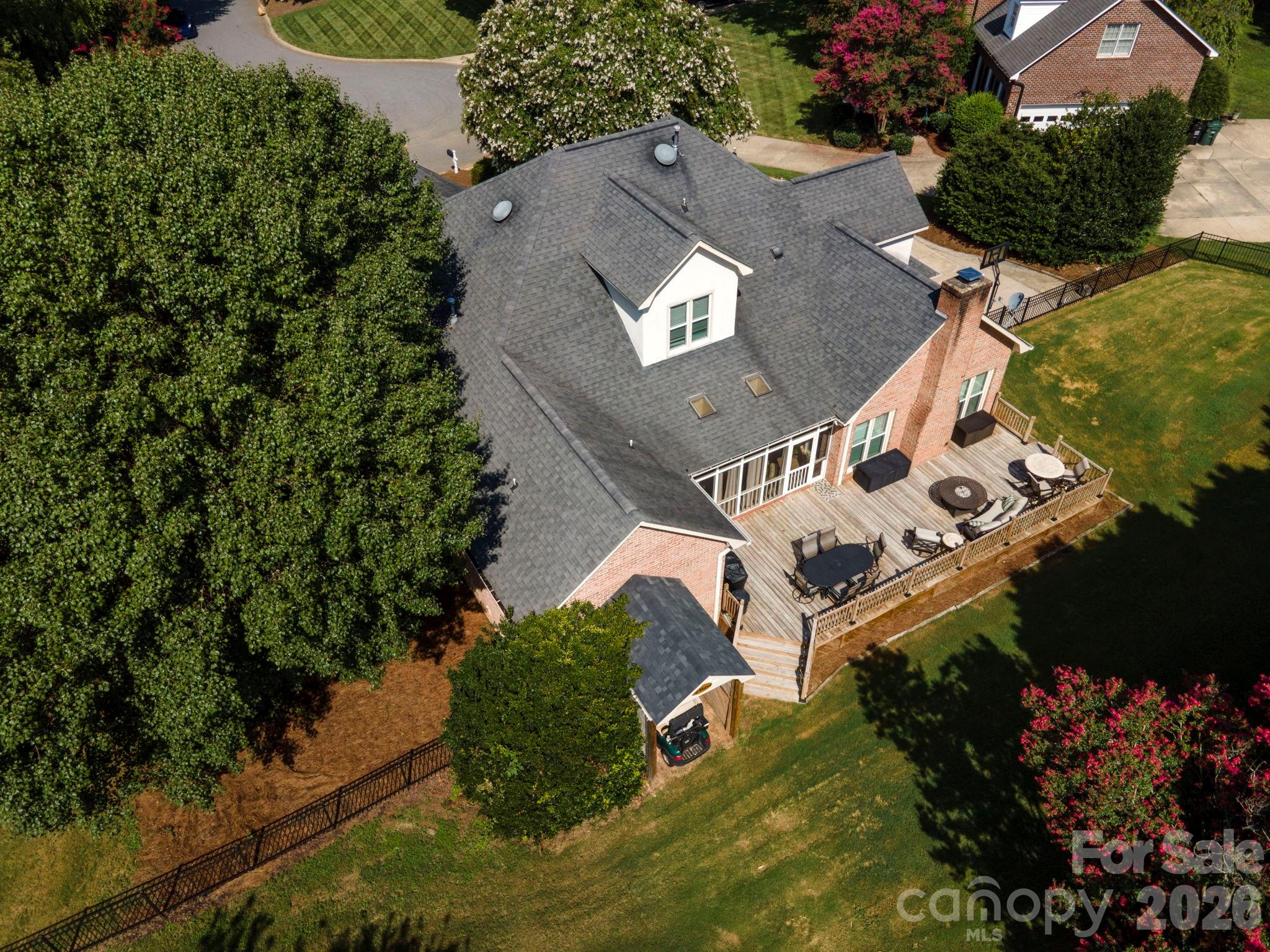 3466 Brighton Court NW