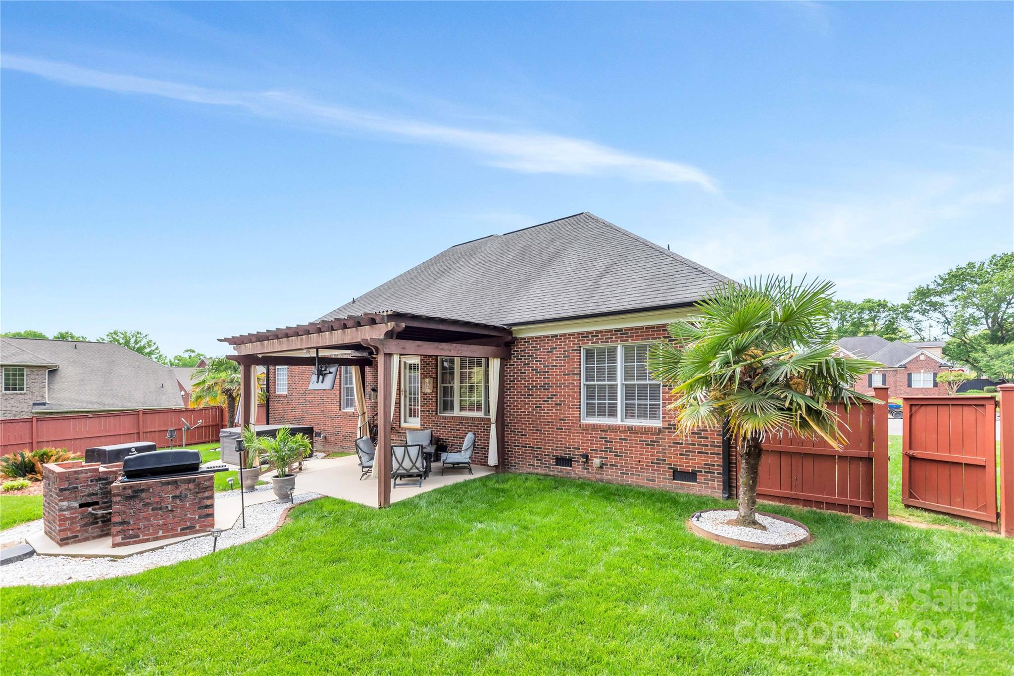 Eagles Walk - Residential