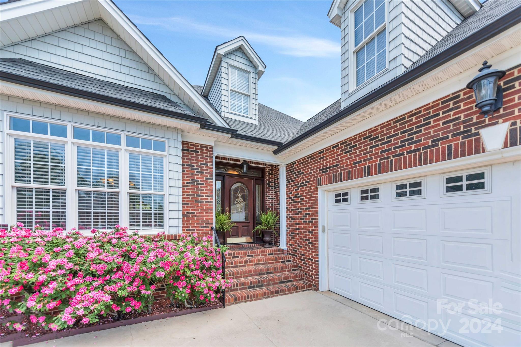 Eagles Walk - Residential