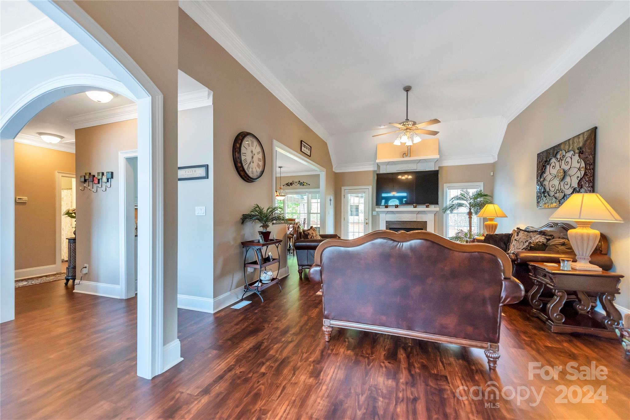 Eagles Walk - Residential