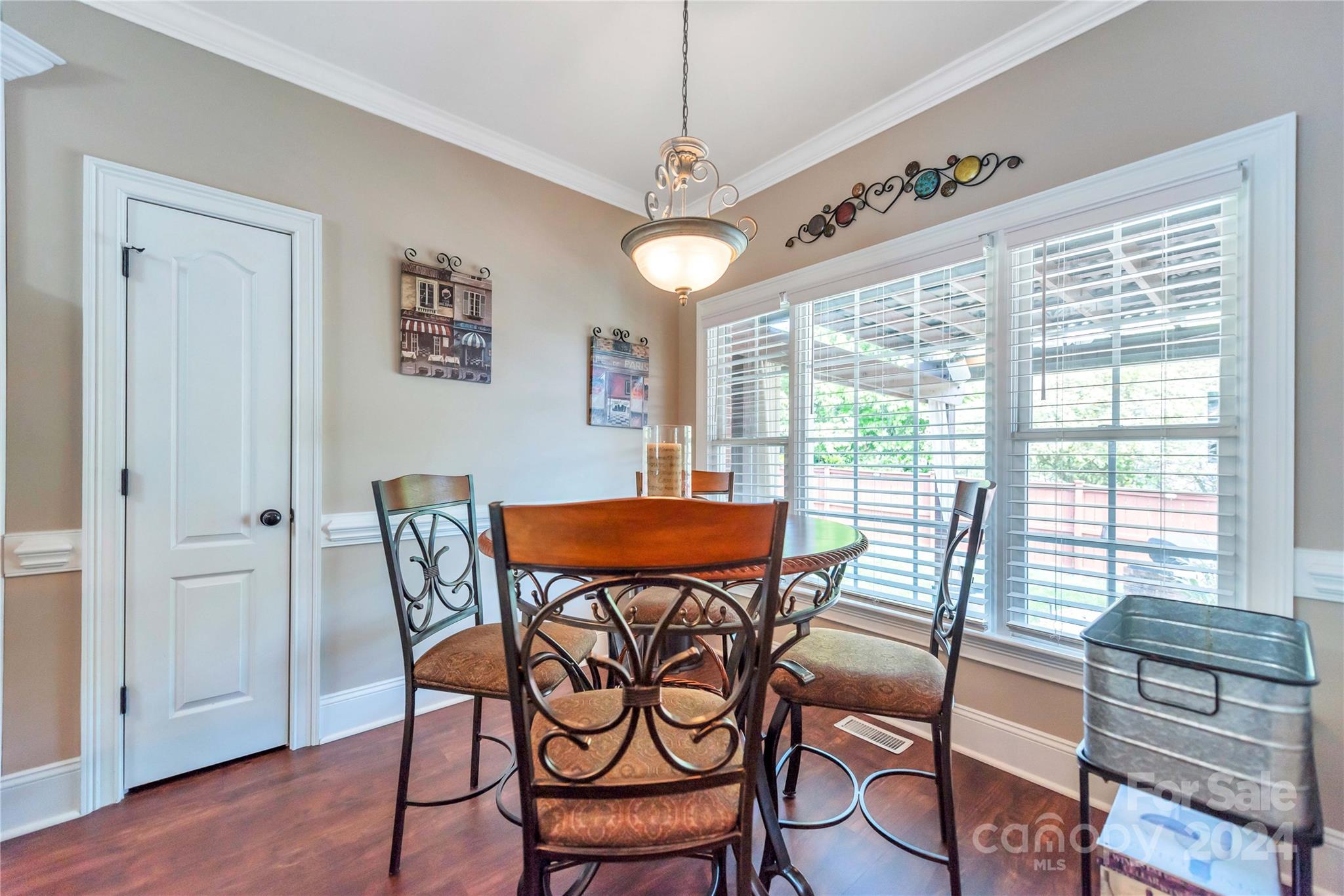 Eagles Walk - Residential