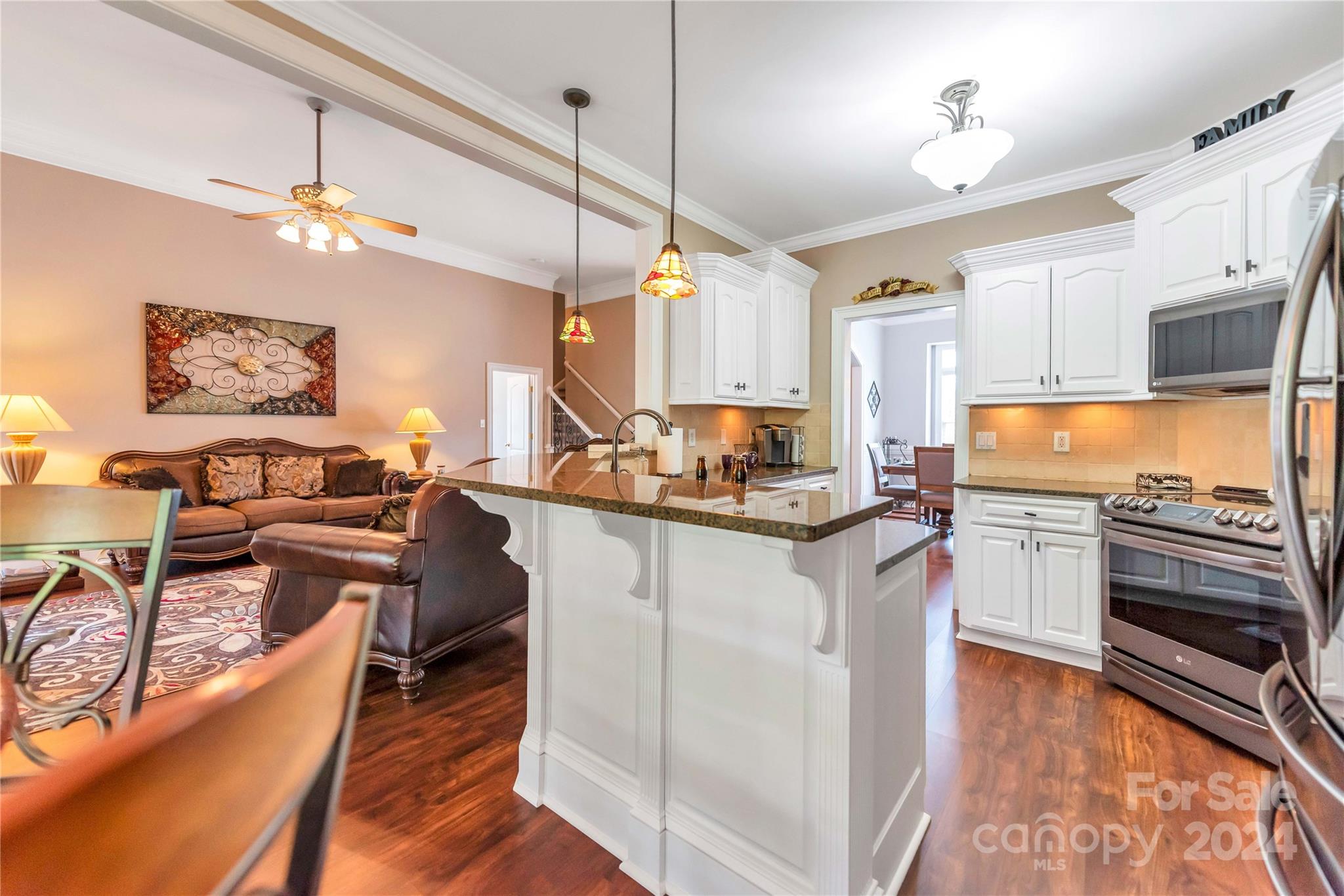 Eagles Walk - Residential