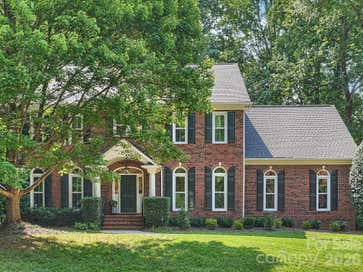 4610 Messian Court Charlotte NC 28210