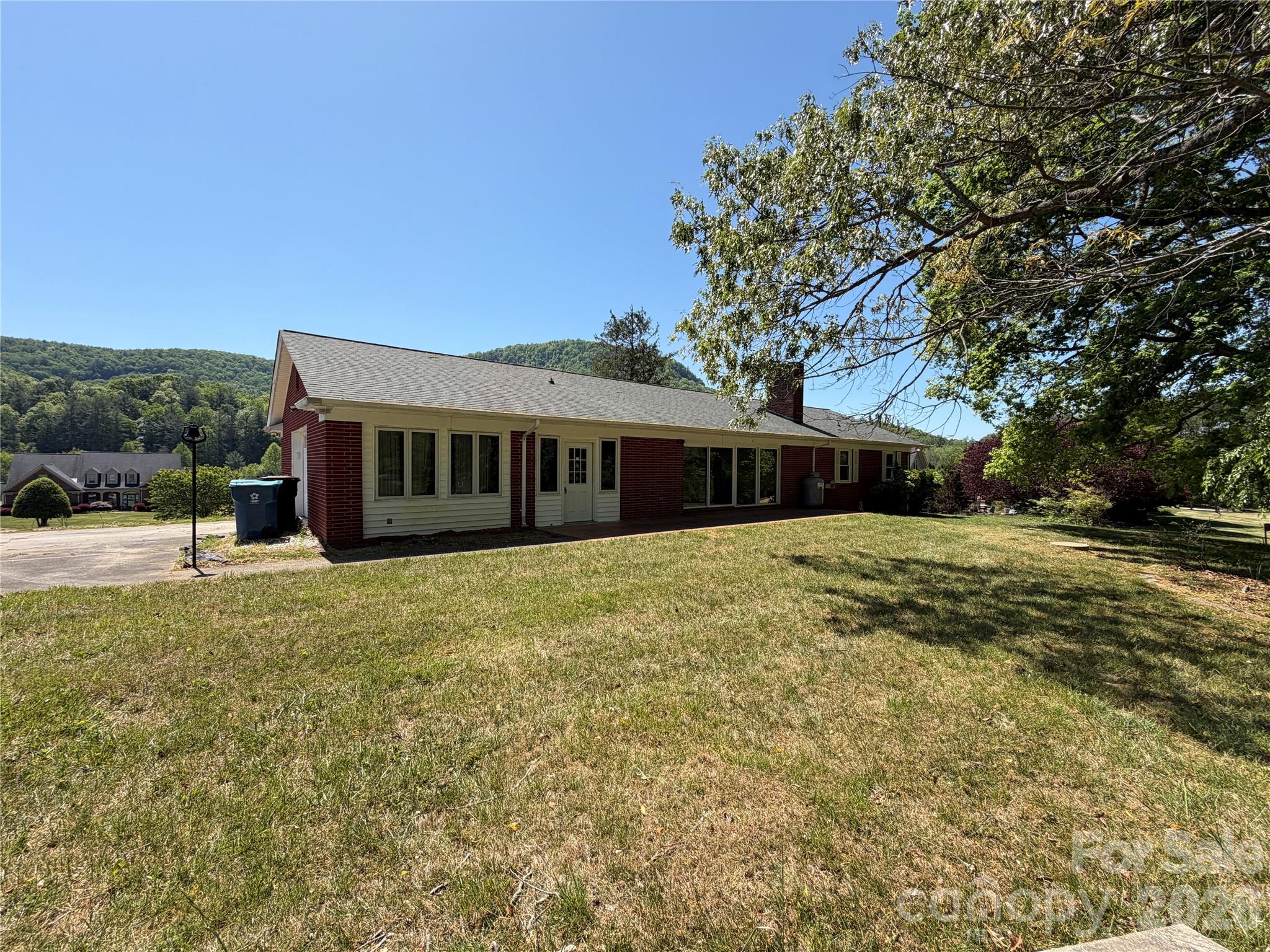 2136 Cedar Rock Estates Drive