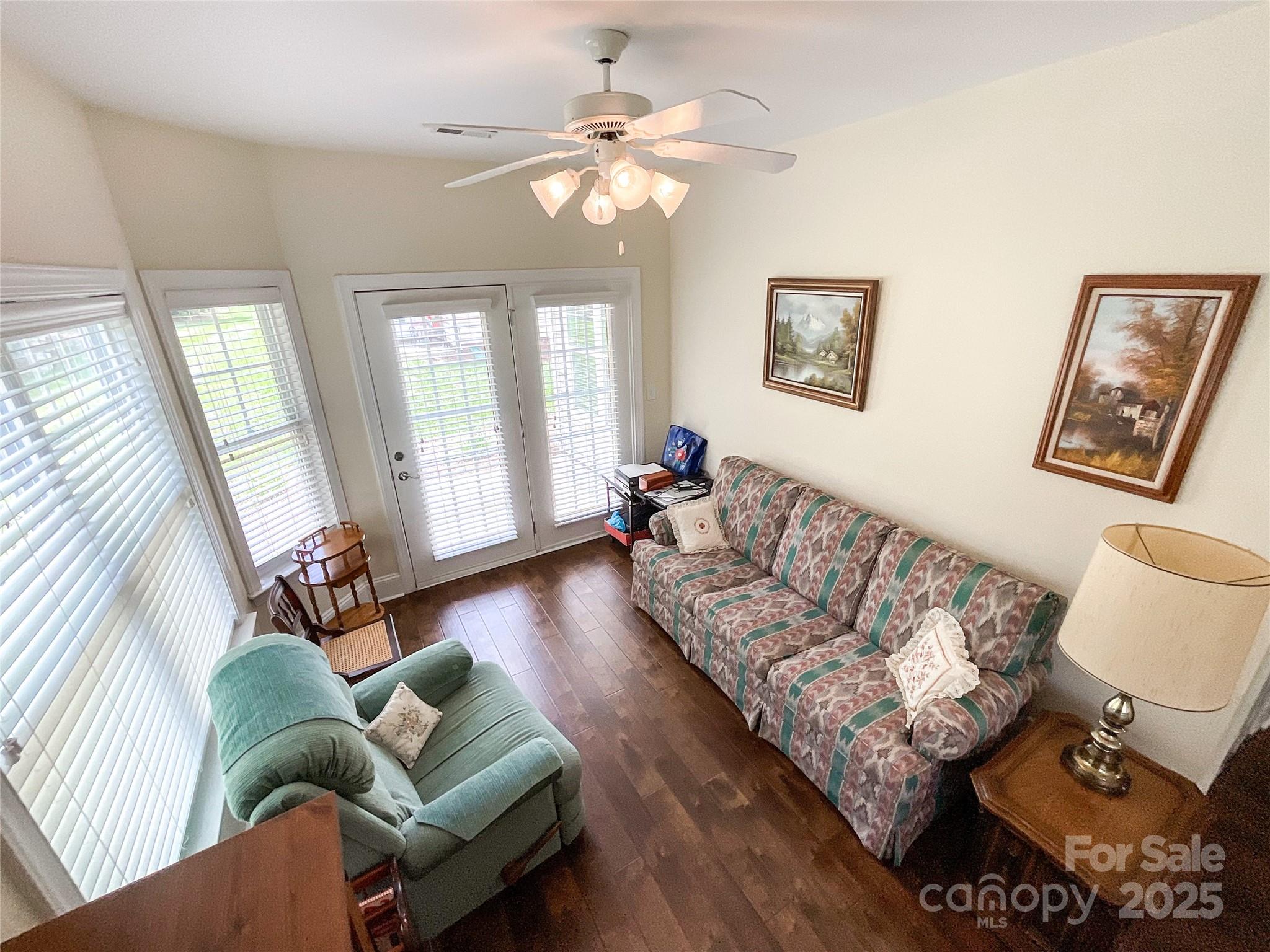 Village of Woodridge - Residential