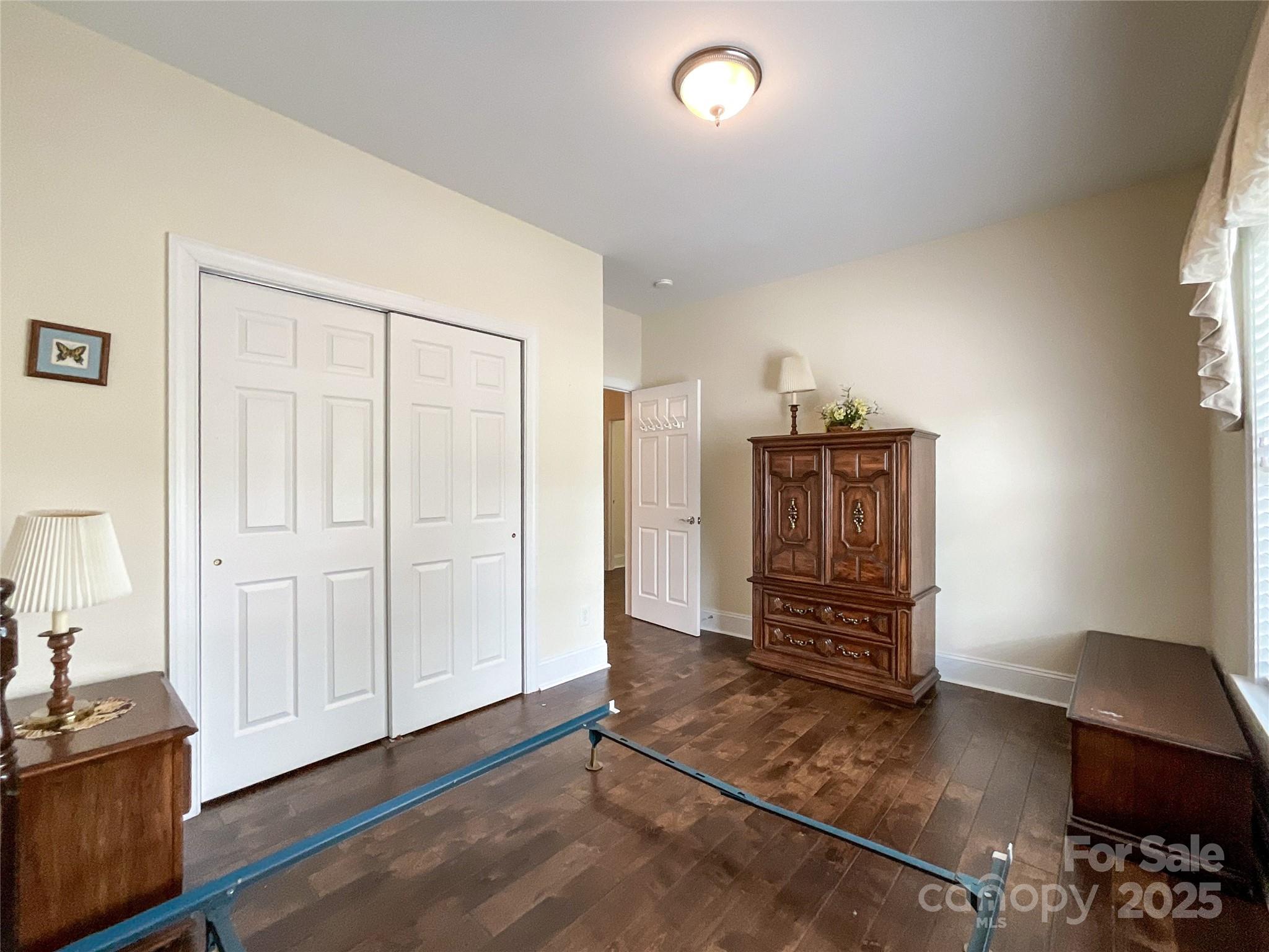 Village of Woodridge - Residential