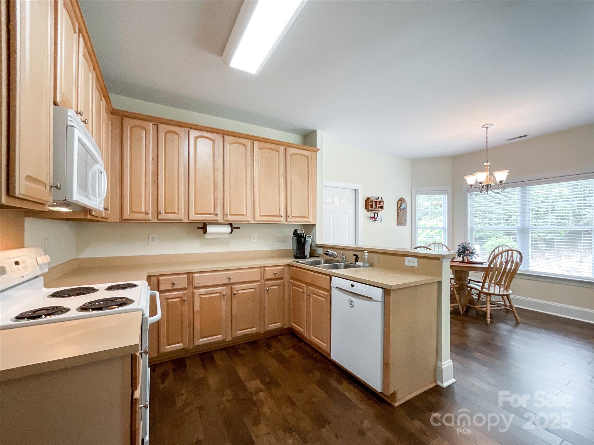 Village of Woodridge - Residential