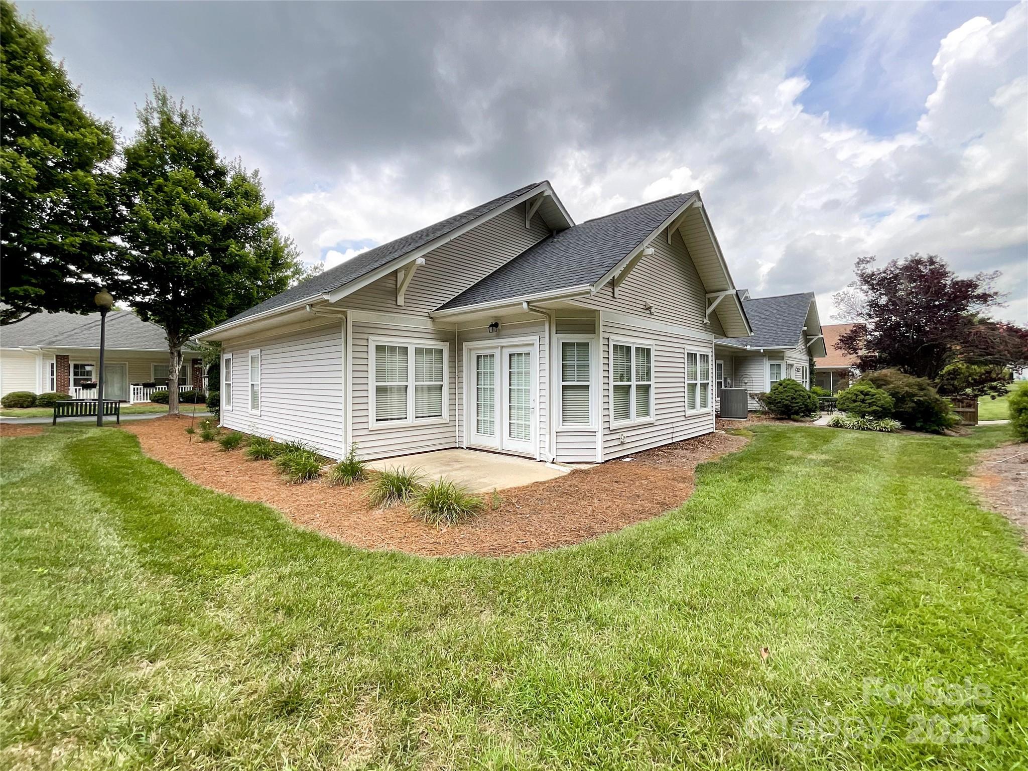 Village of Woodridge - Residential