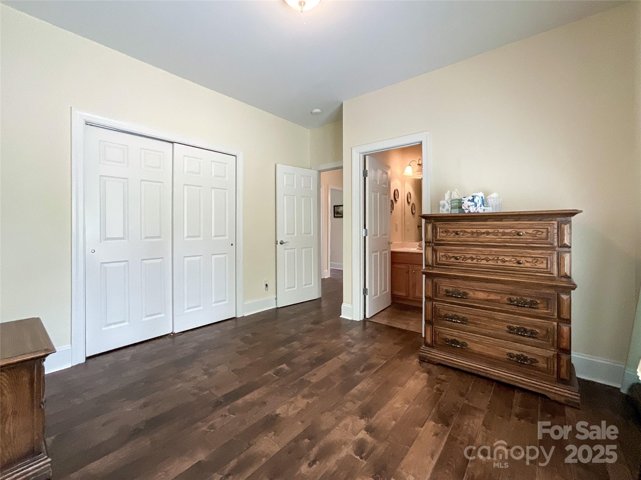 Village of Woodridge - Residential