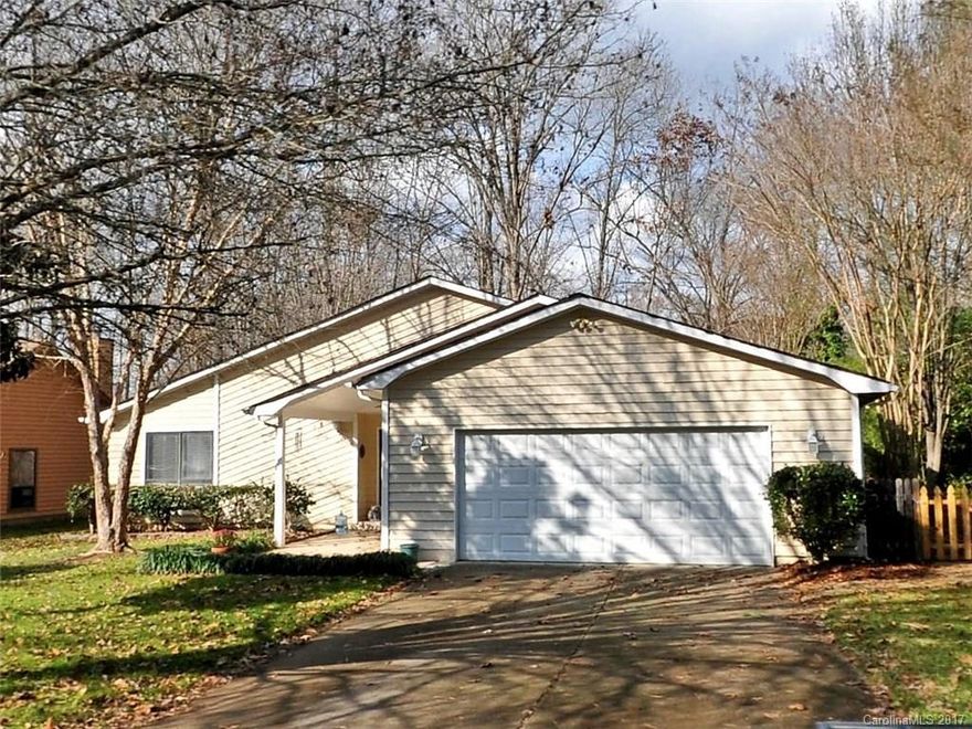 Great School Assignments, (Olde Providence), Great Shopping, (Arboretum, StoneCrest), and Quick road Connections with I-485, Providence Road, & Rea Road. Three Bed Rooms, 2 Full Baths, Large Spacious Great Room with Vaulted Ceilings, Fireplace with Beautiful Stone, Ceiling Fan, and Hardwood Floors, Two Dining Areas Breakfast and Formal, Florida Room with Ceiling Fan, Deck, plus Fenced Rear Yard with Storage Building. Double Car Garage with generous Workbench Space and Numerous Built-in Shelves.