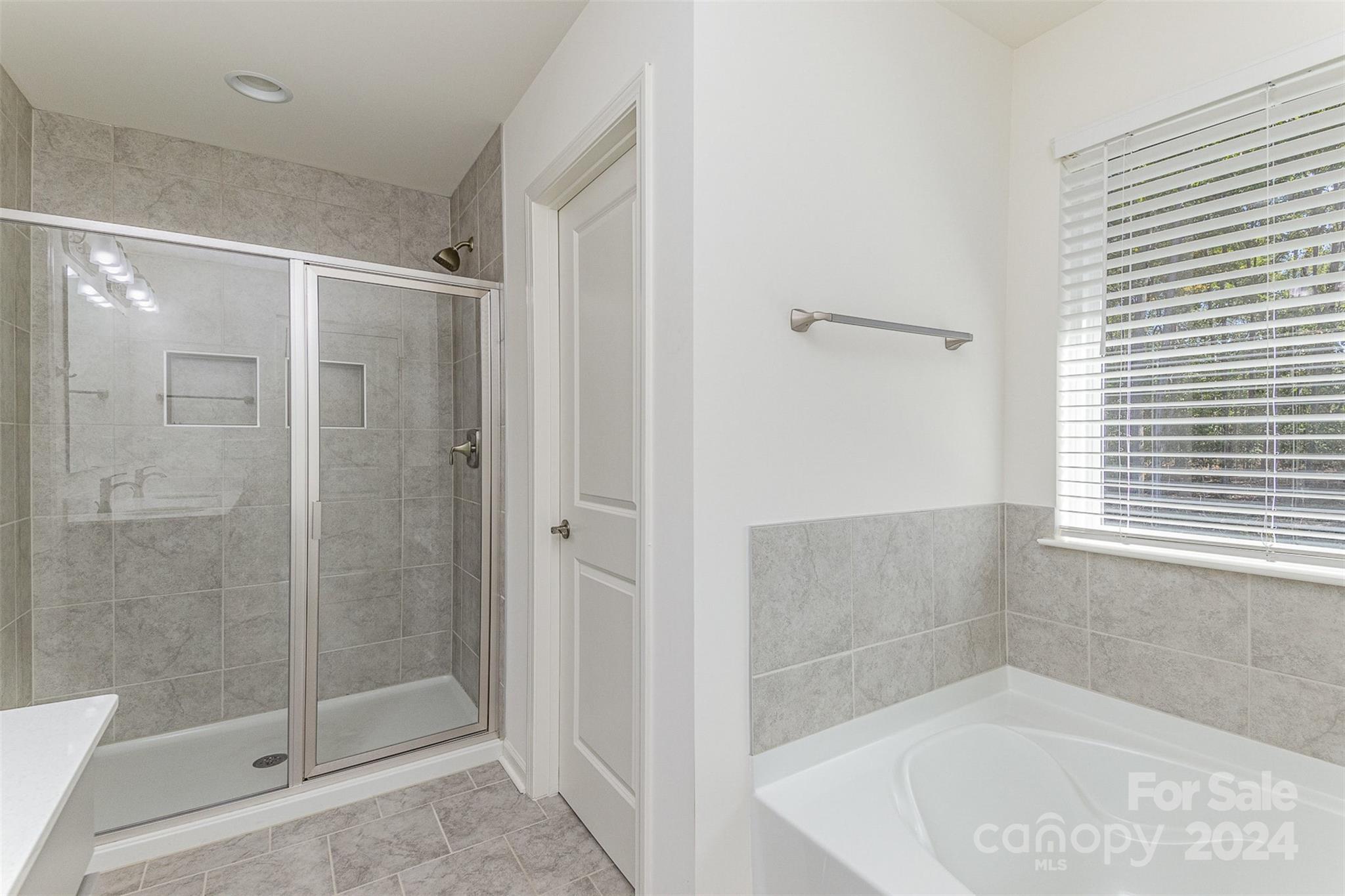 Marthas Ridge - Residential