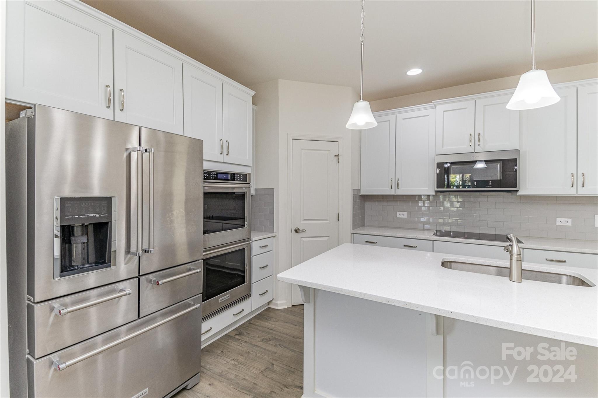 Marthas Ridge - Residential