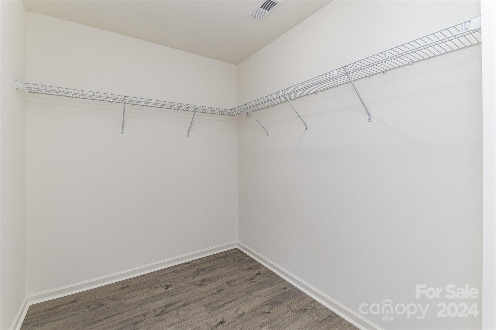 Marthas Ridge - Residential