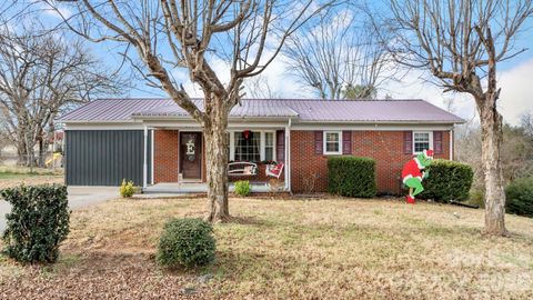 419 Hudson Heights Hudson NC 28638