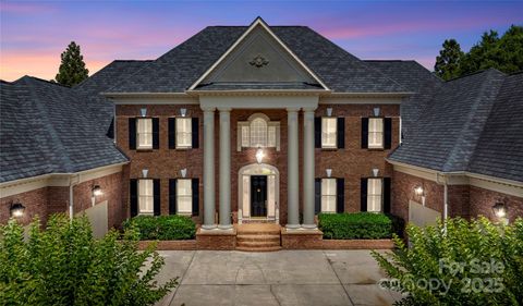 8721 Lake Challis Lane Charlotte NC 28226