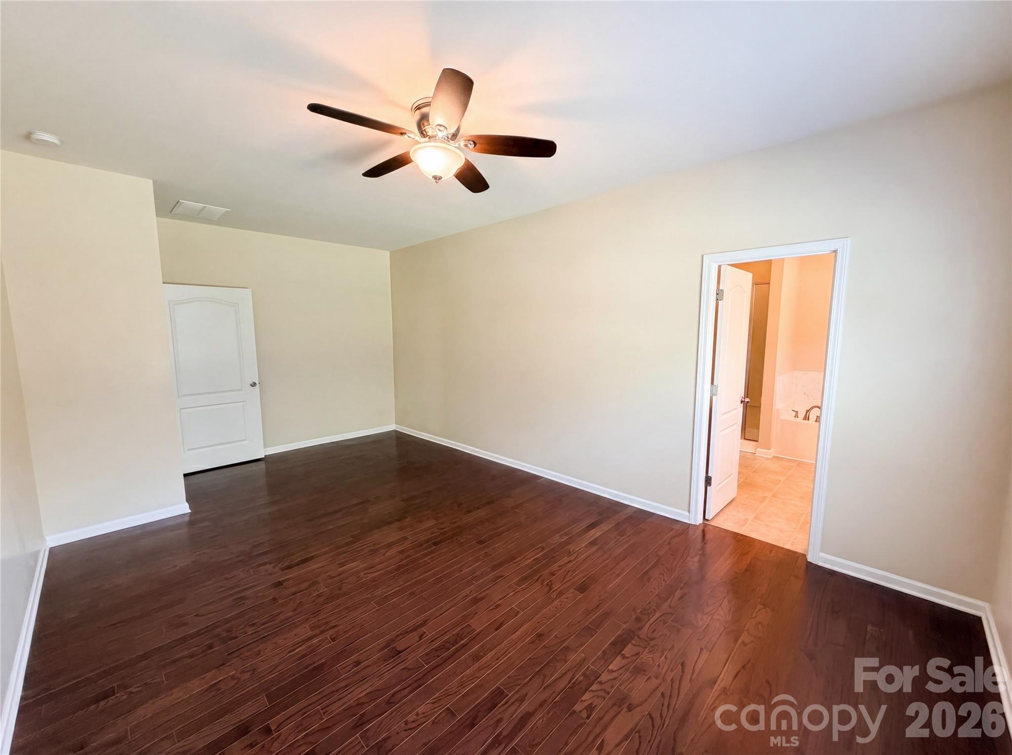 Clarabella - Residential