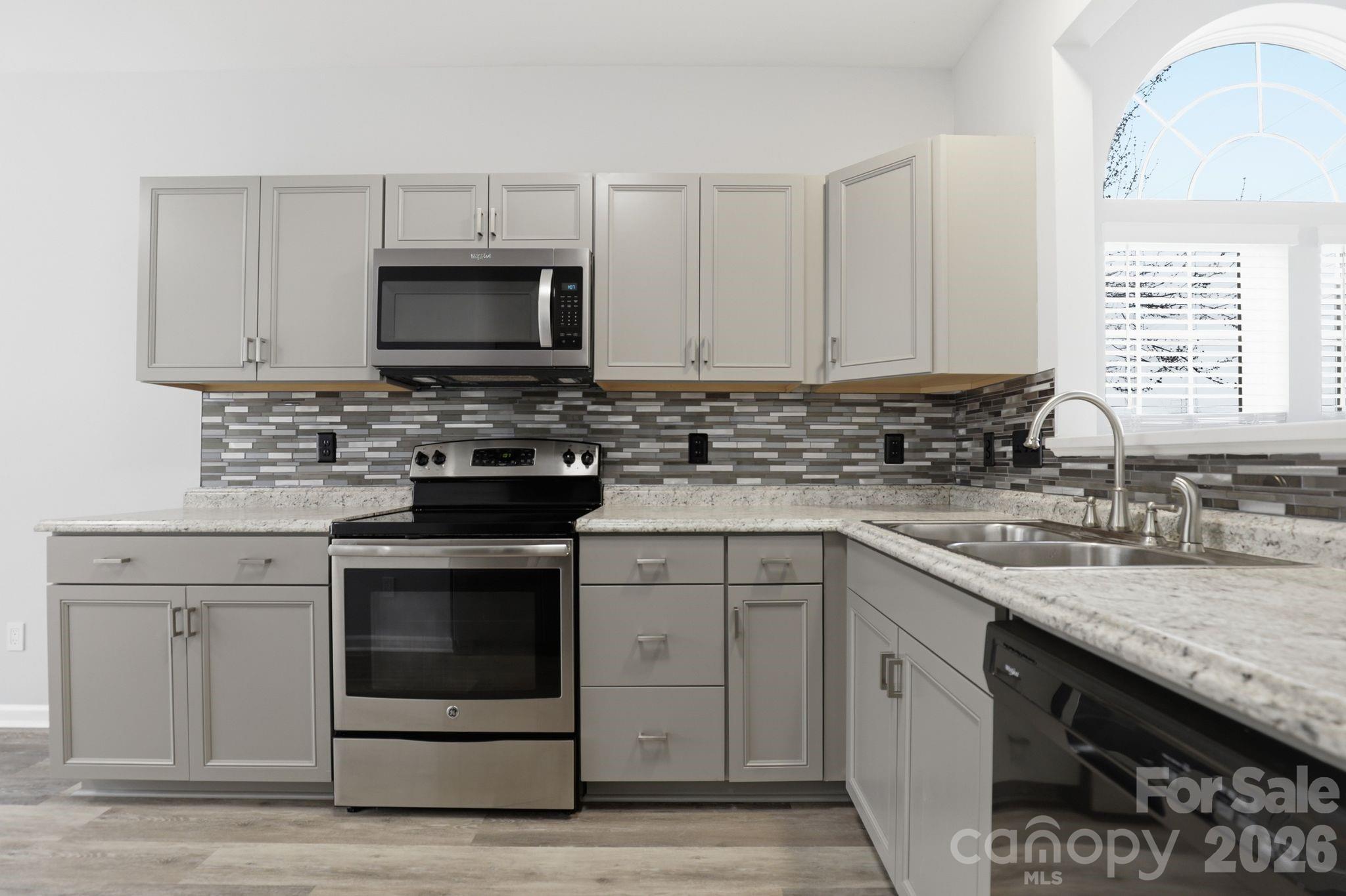 Mariners Pointe at Smithstone - Residential