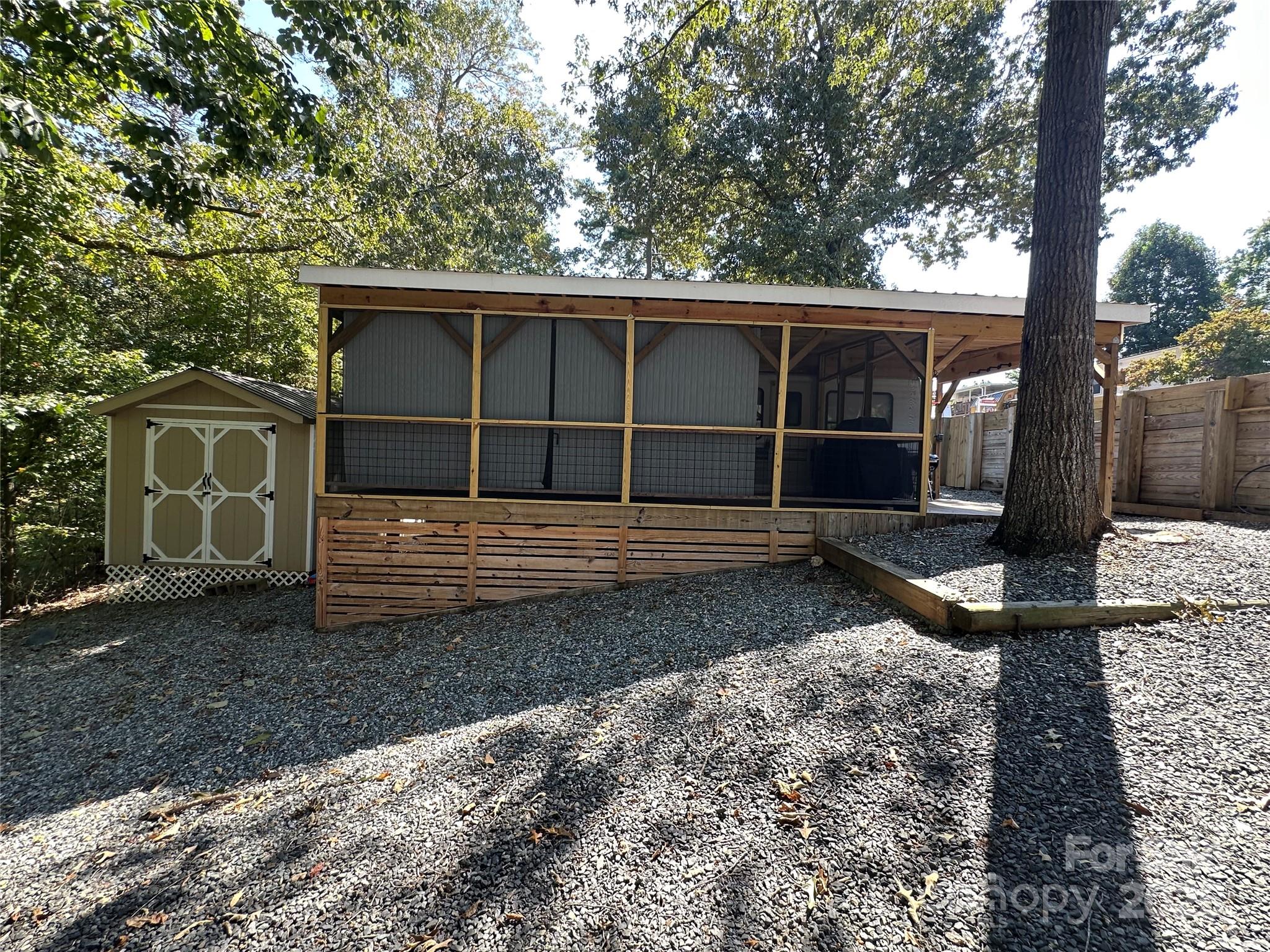 110 Meadowview Circle