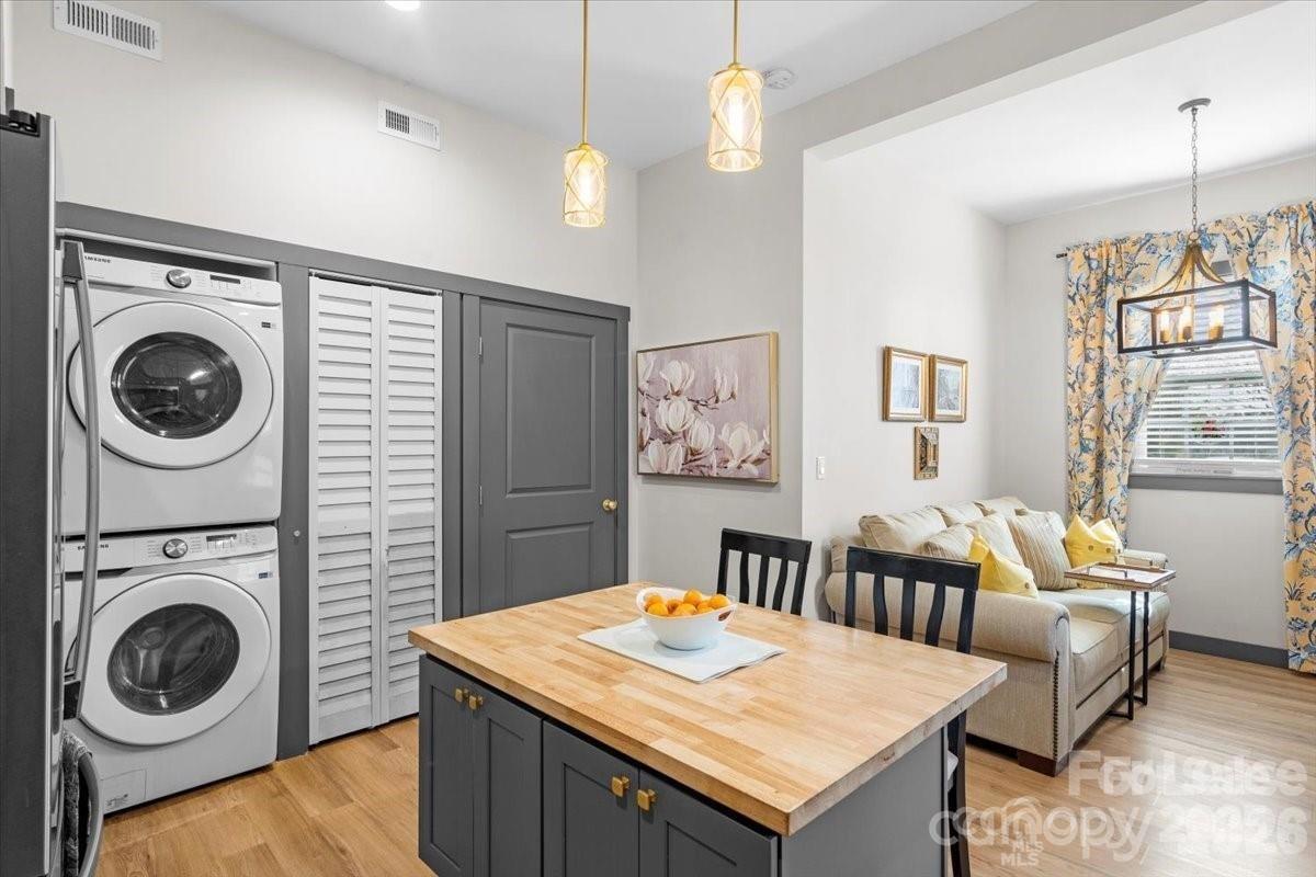 8478 Rocky River Road 1