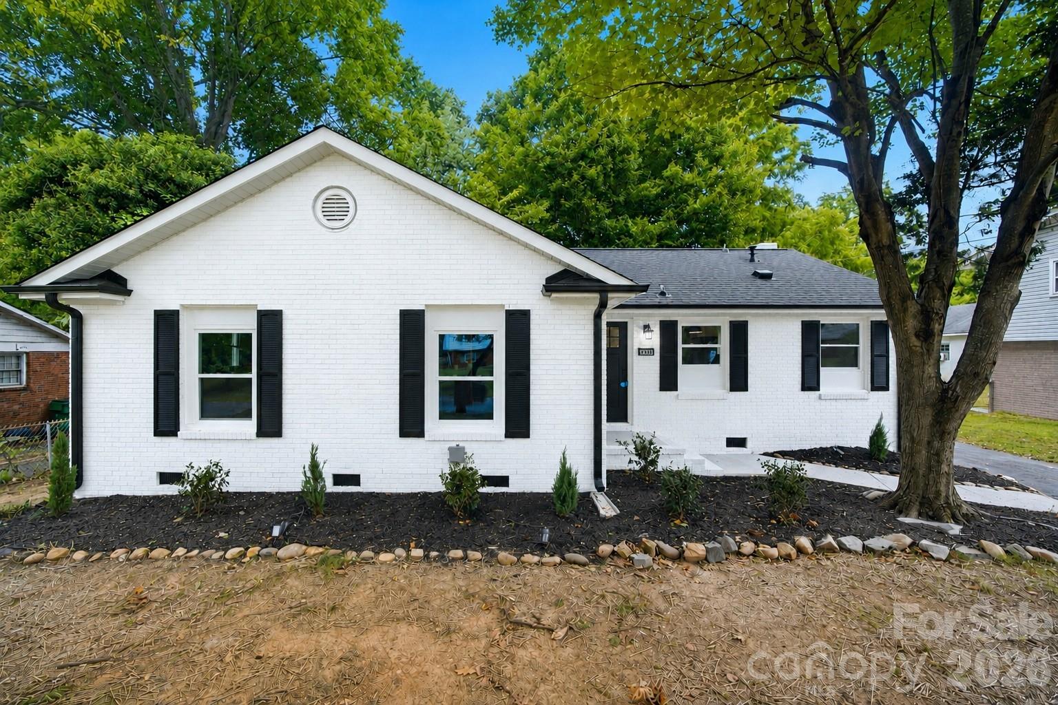 1453 Grovewood Drive, Charlotte, NC, 28208