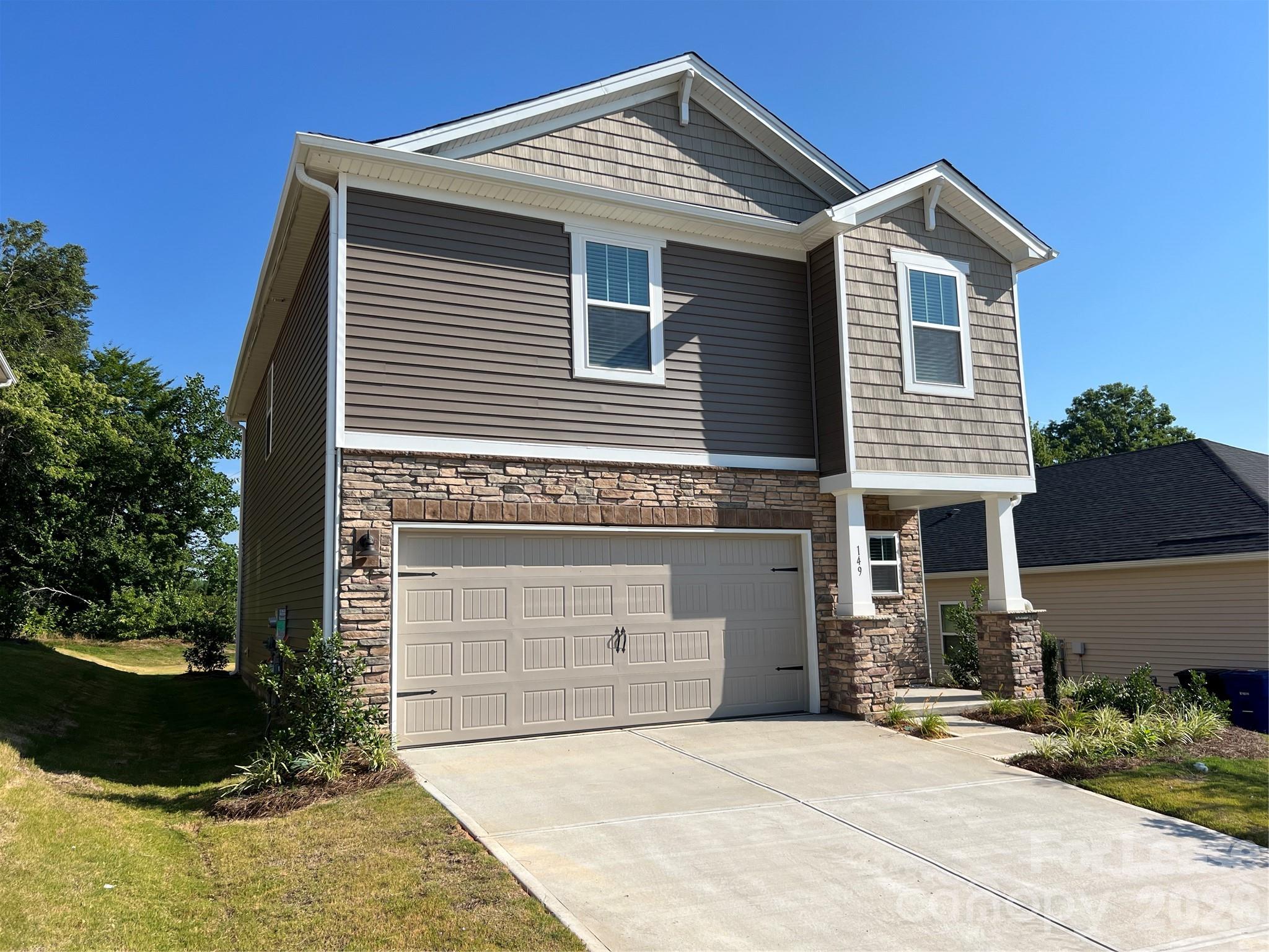 149 Bird Dog Drive